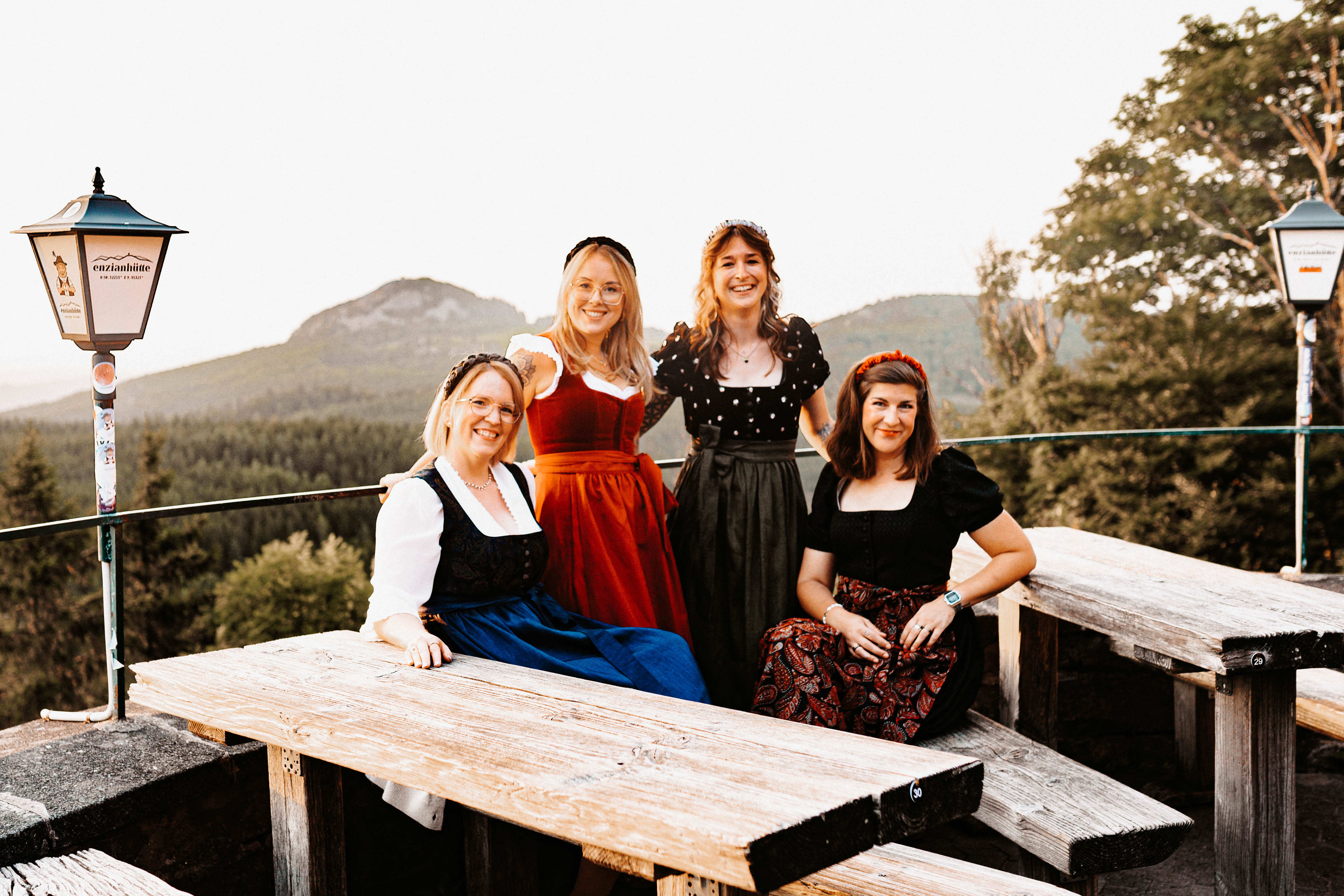 Dirndl Kollektion 2025