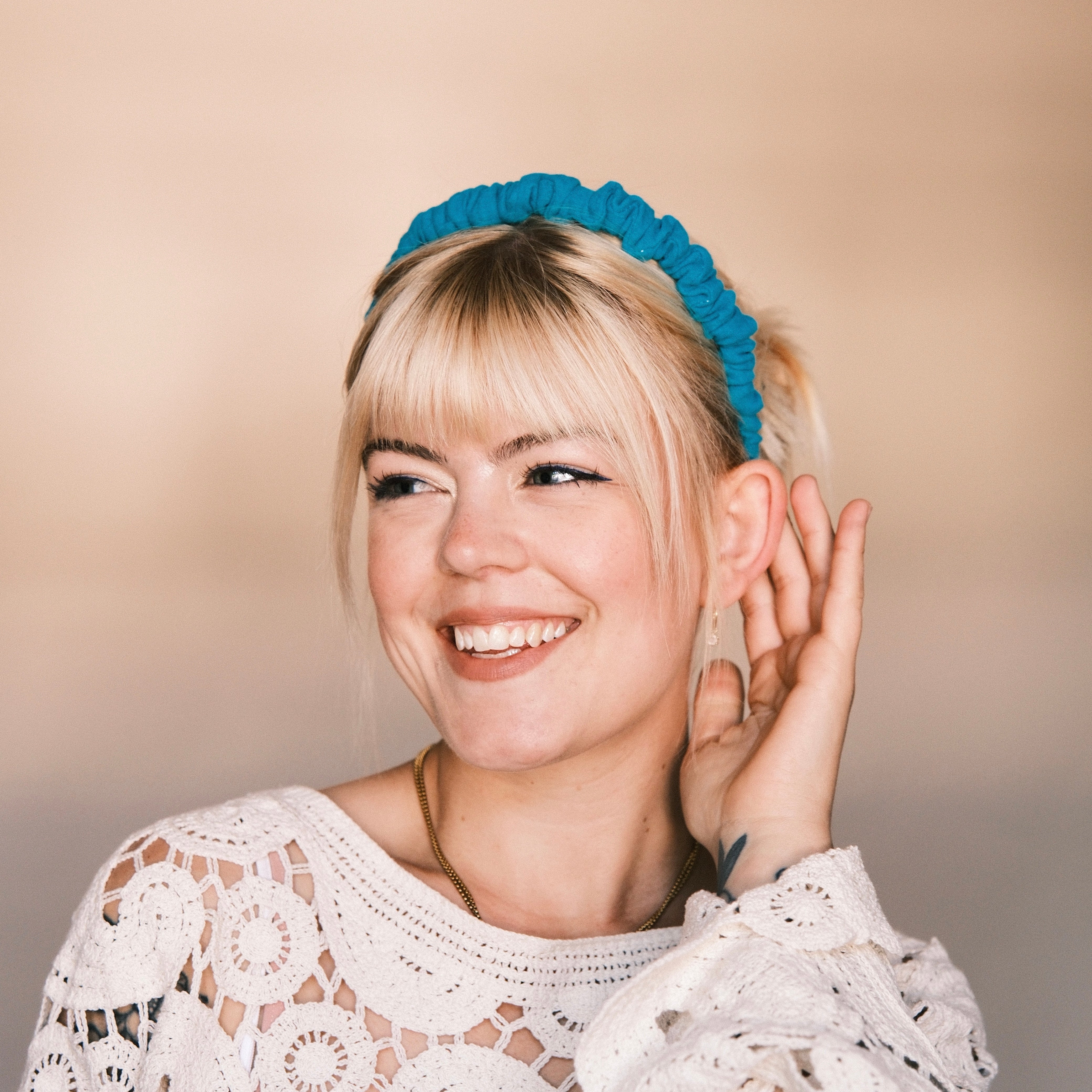 Hilde - Musselin Petrol Haarreif gerafft