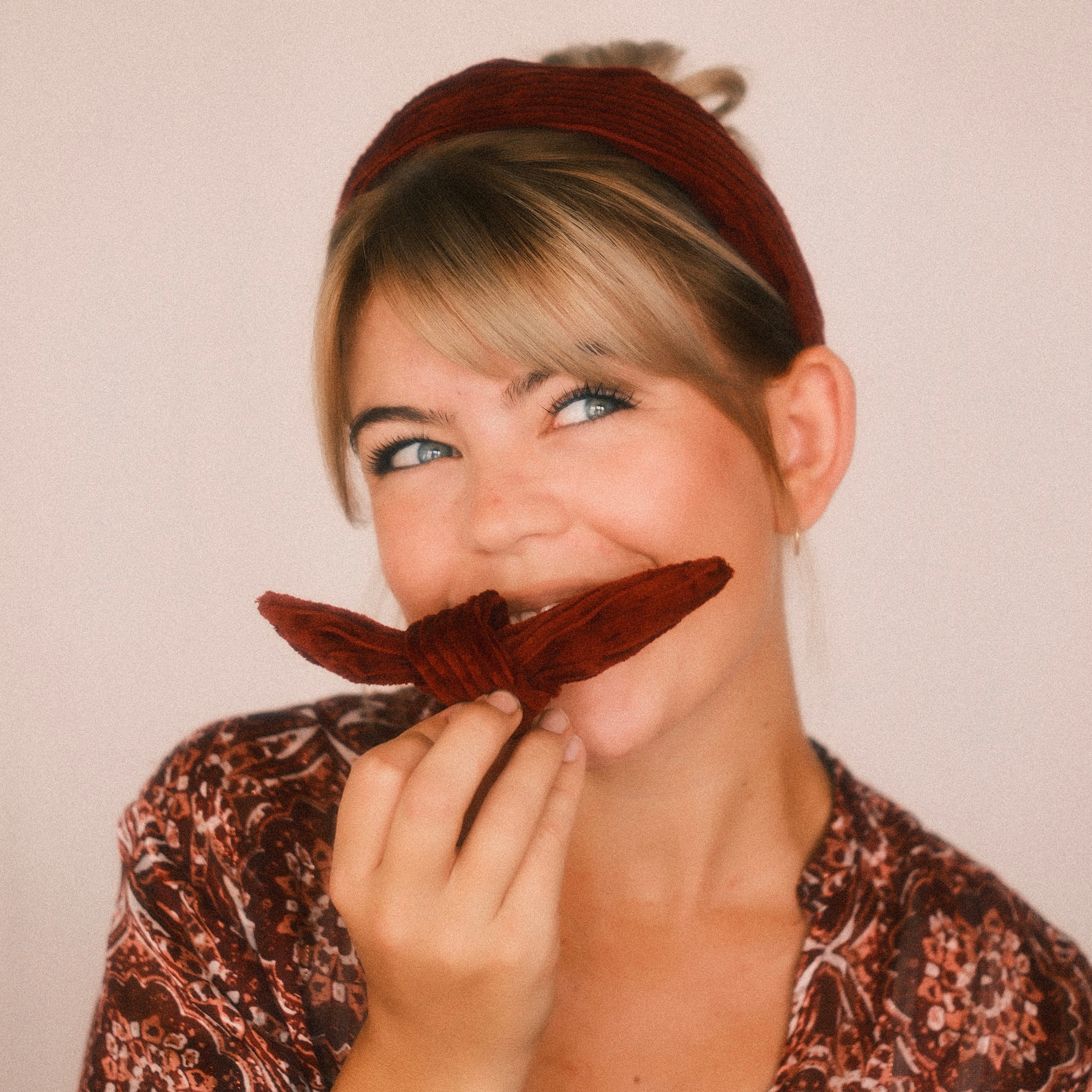 Heidi 4 in 1 Weinrot Haarreif Schleife