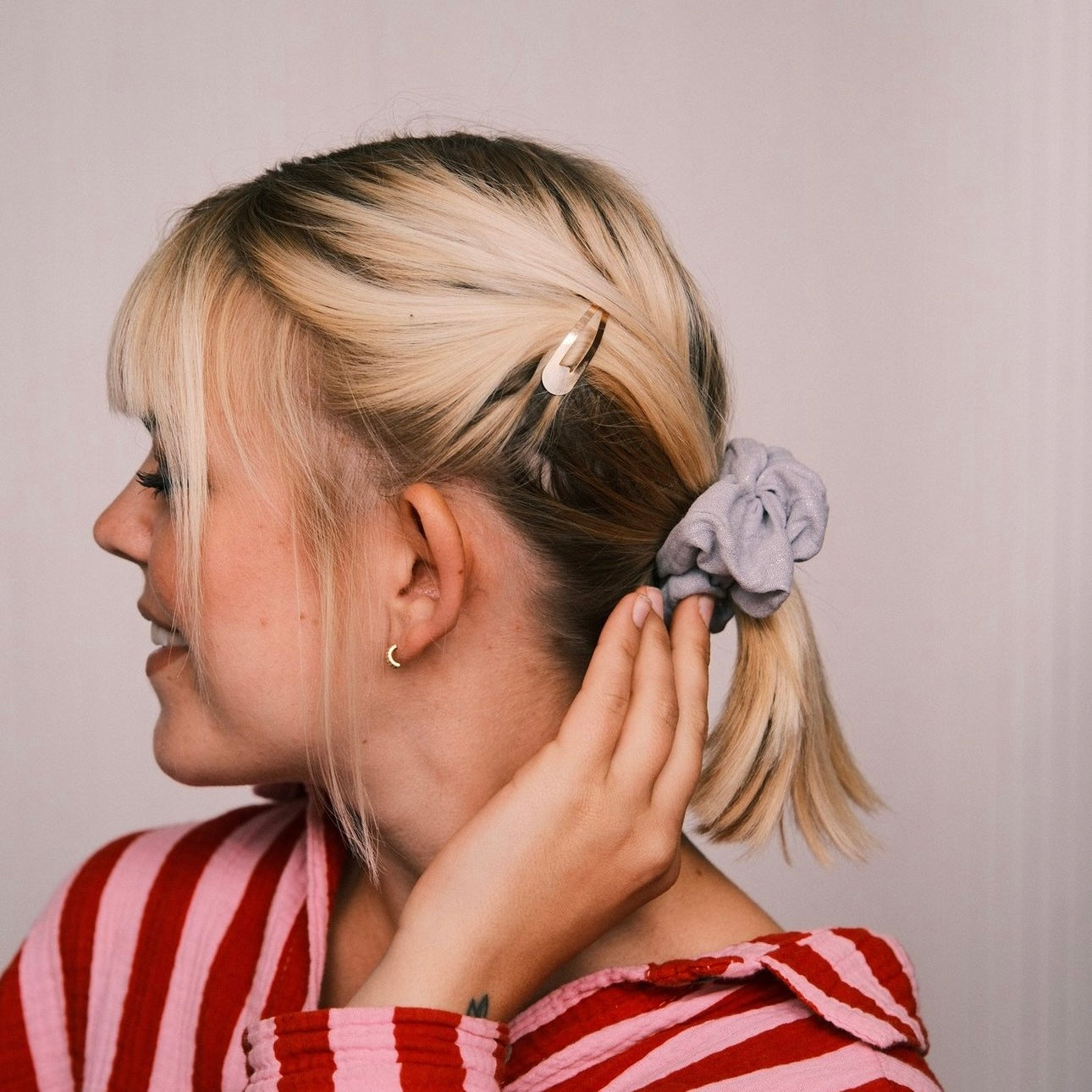 Scrunchie Glitzer hellgrau