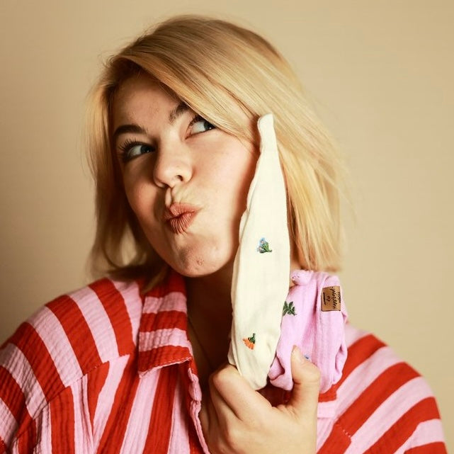 Drahthaarband Blümchen Rosa