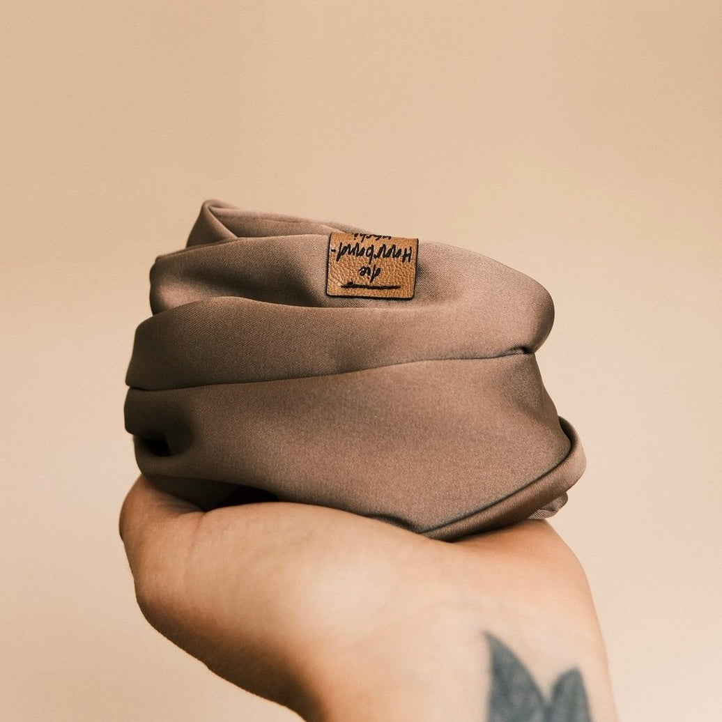 Drahthaarband Satin Braun