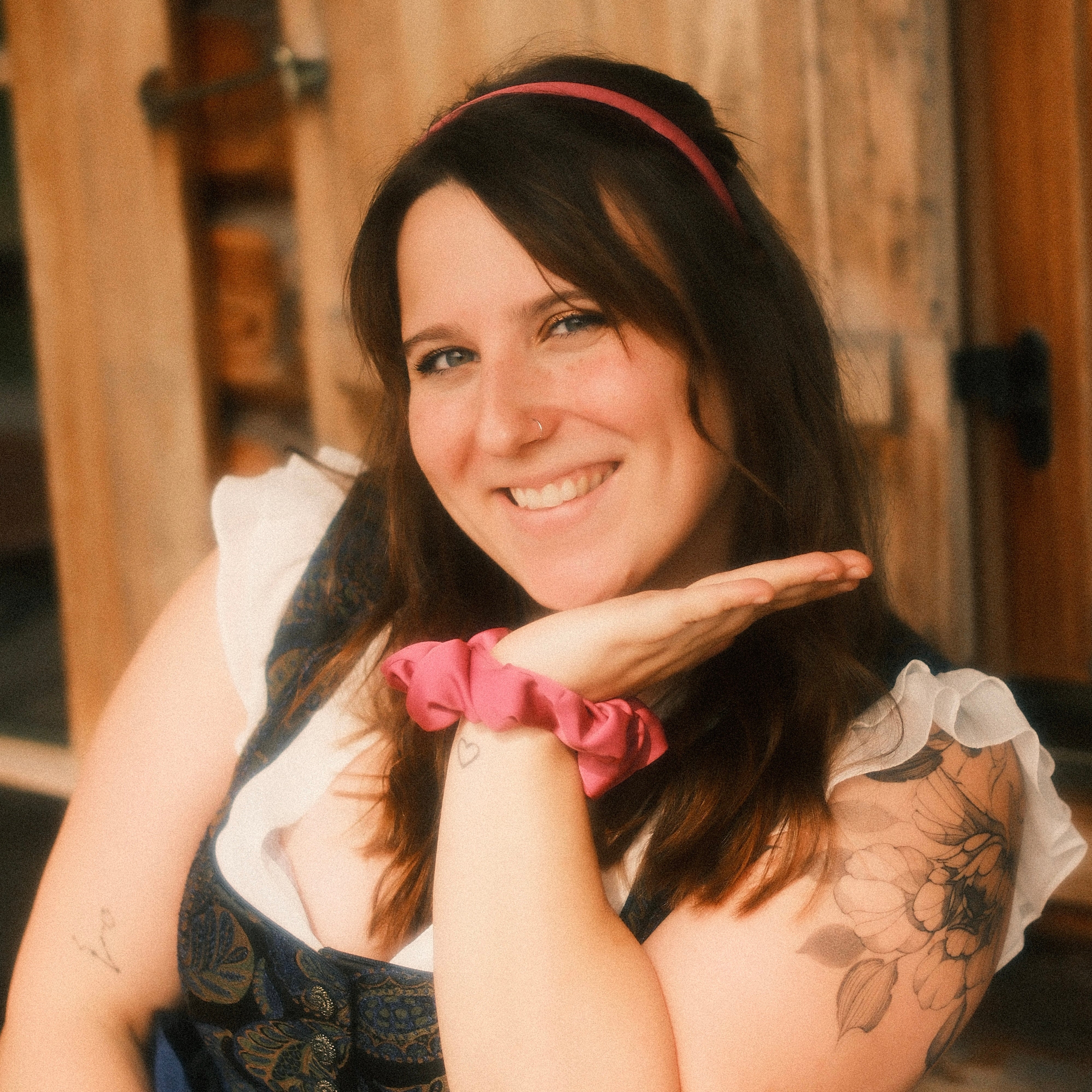 Lina - Satin Puderbeere