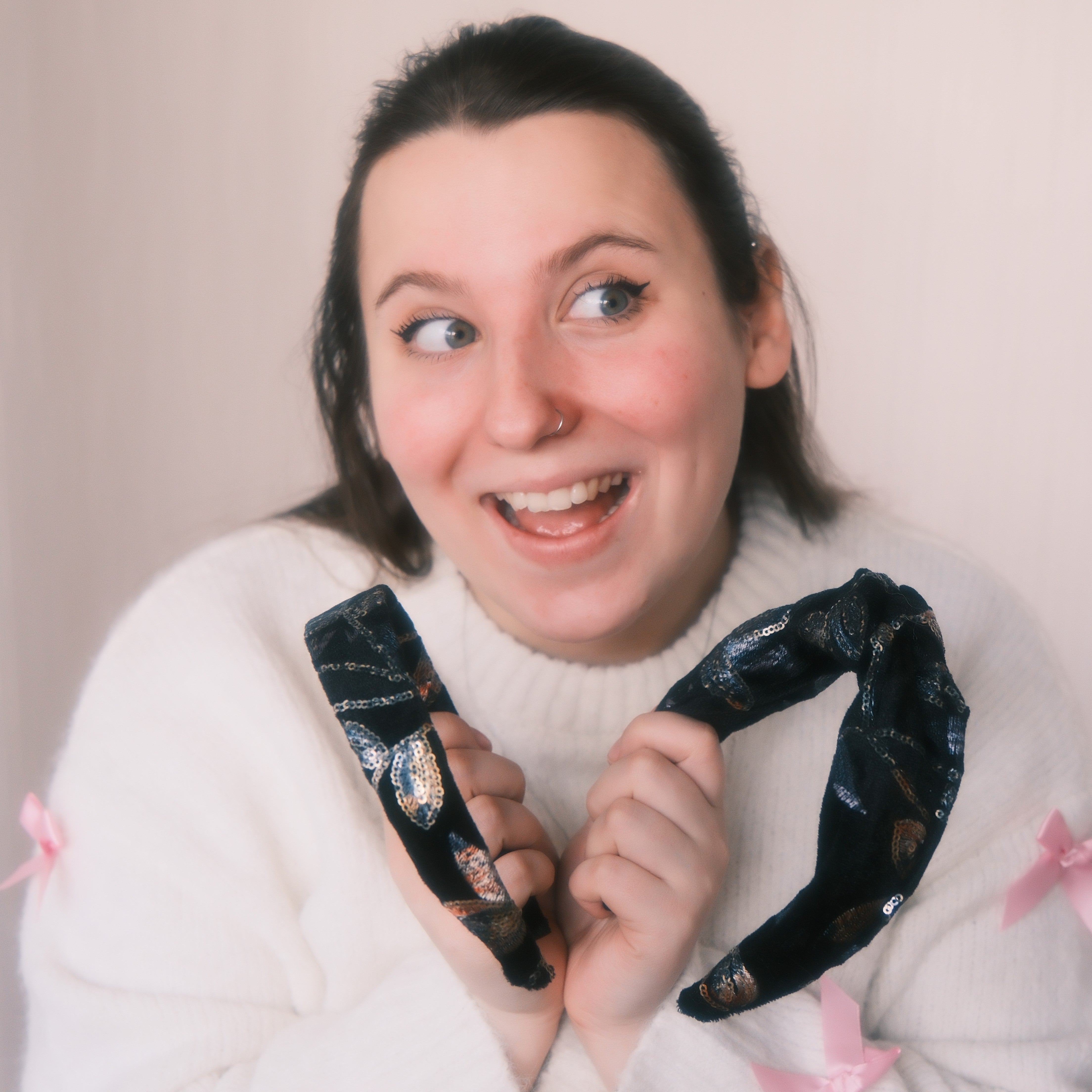 Leyla Pailletten Blumenmuster