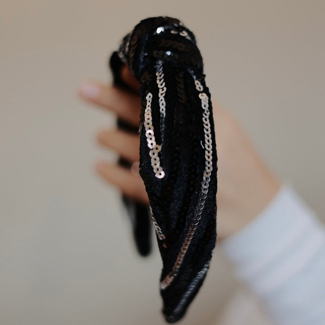 Leyla Pailletten Silber/Schwarz