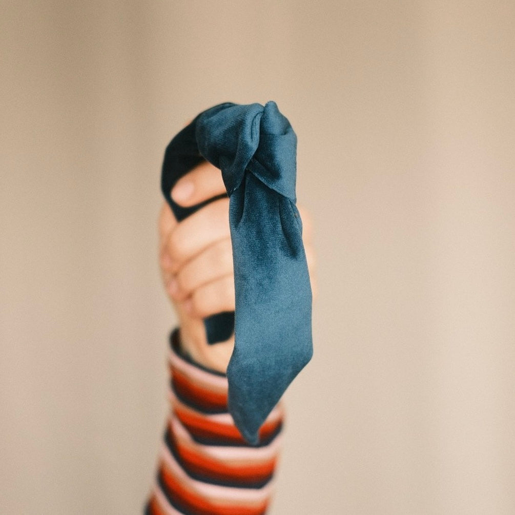 Elli - ozeanblau Haarreif Knoten