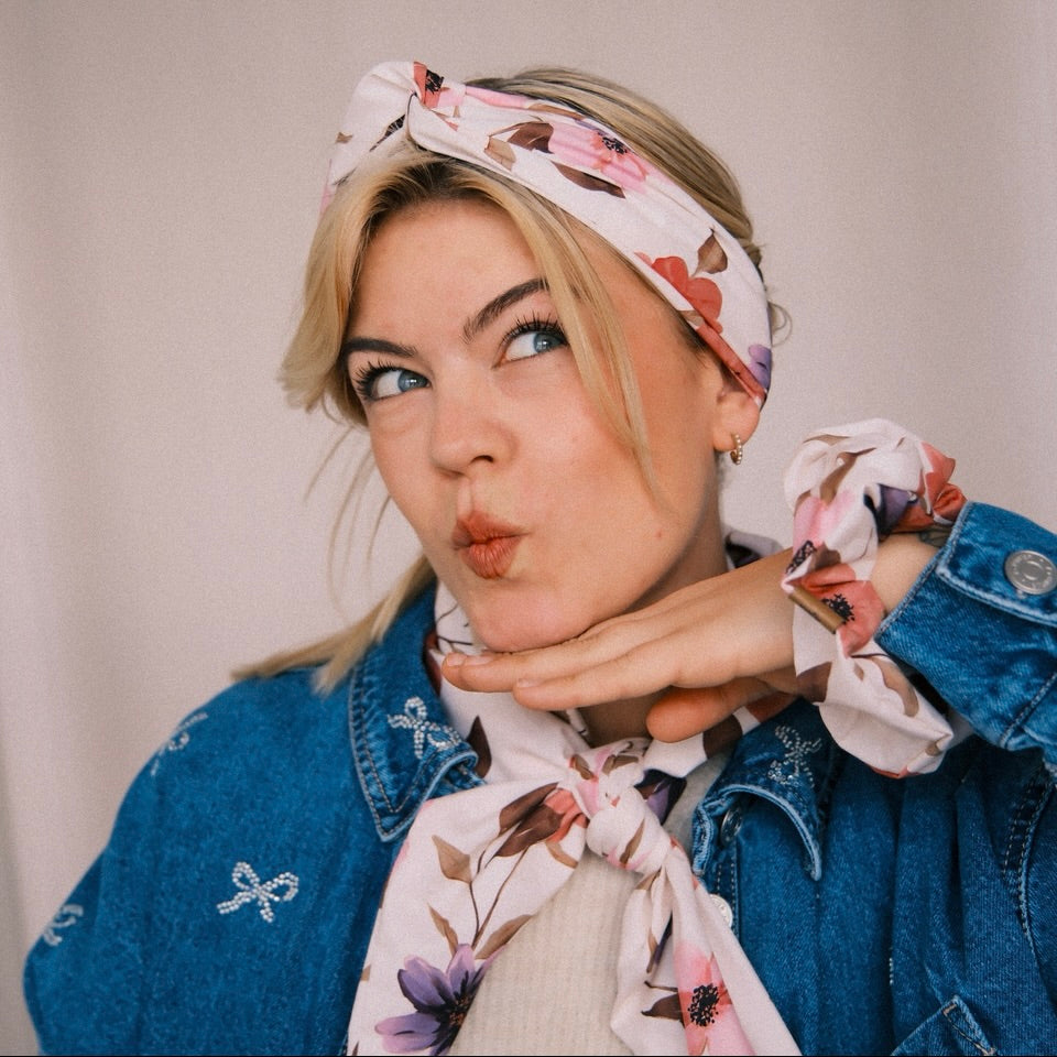 Big Scrunchie - Magnolia