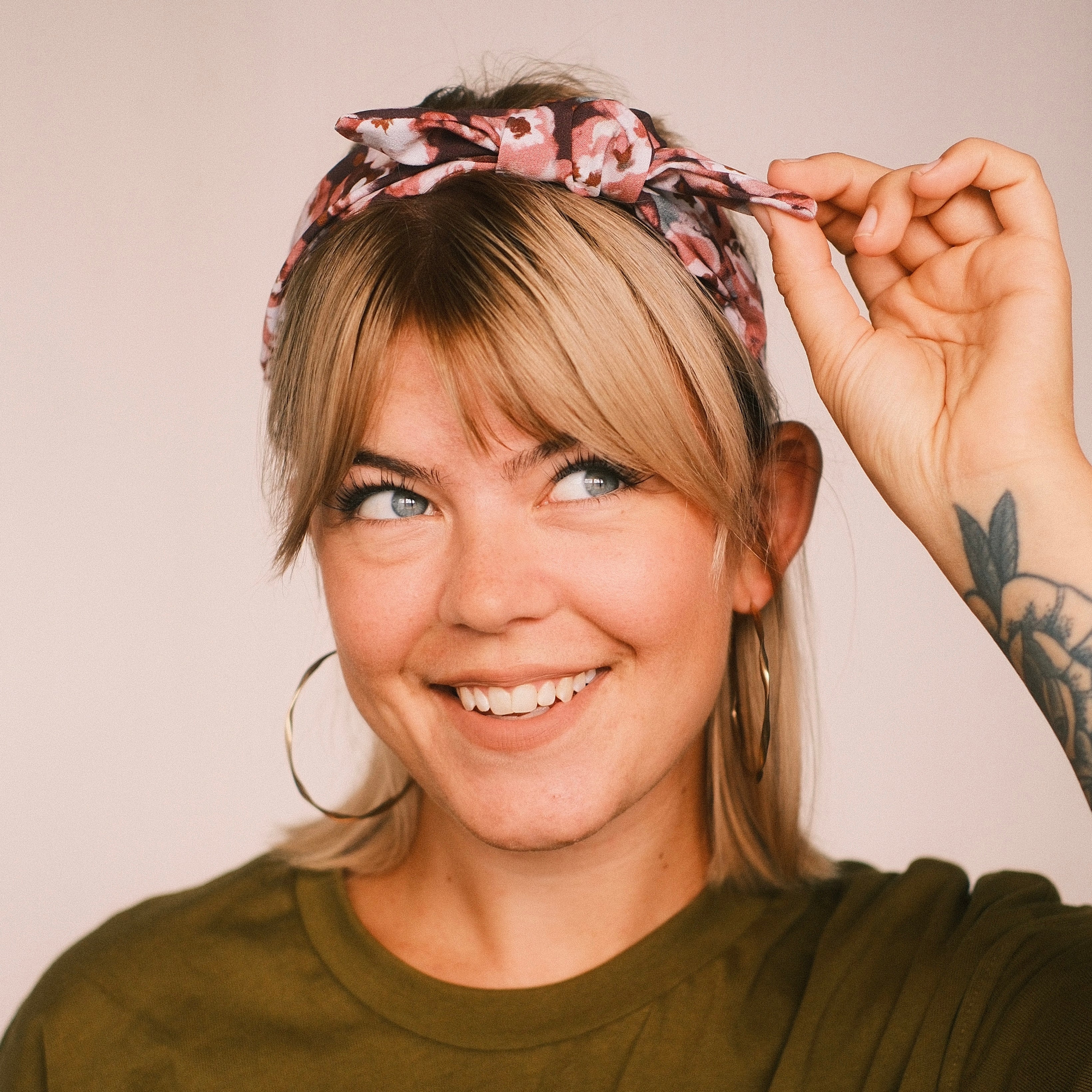 Jette - Burgundy Bloom