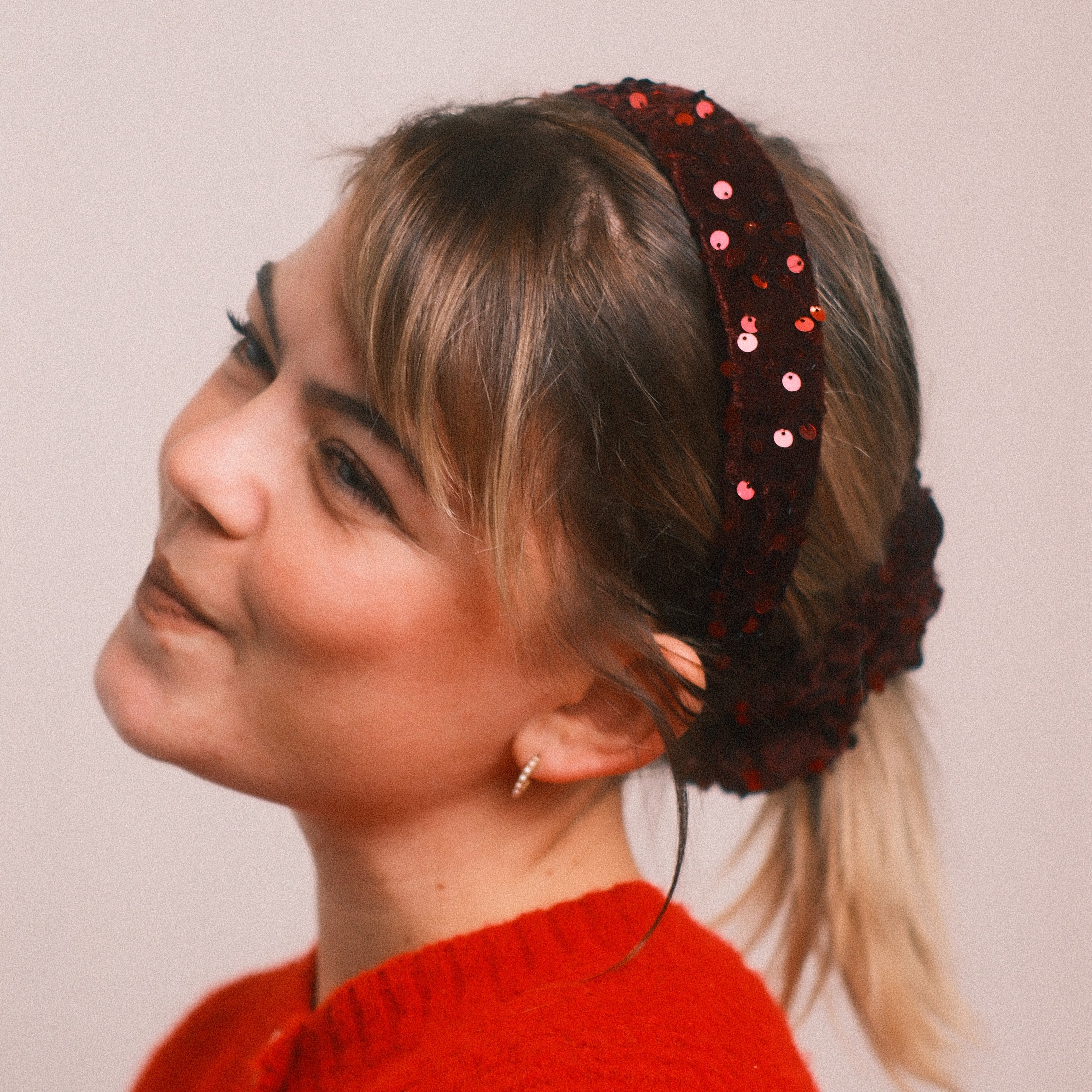 Anne - Pailletten Weinrot Bordeaux