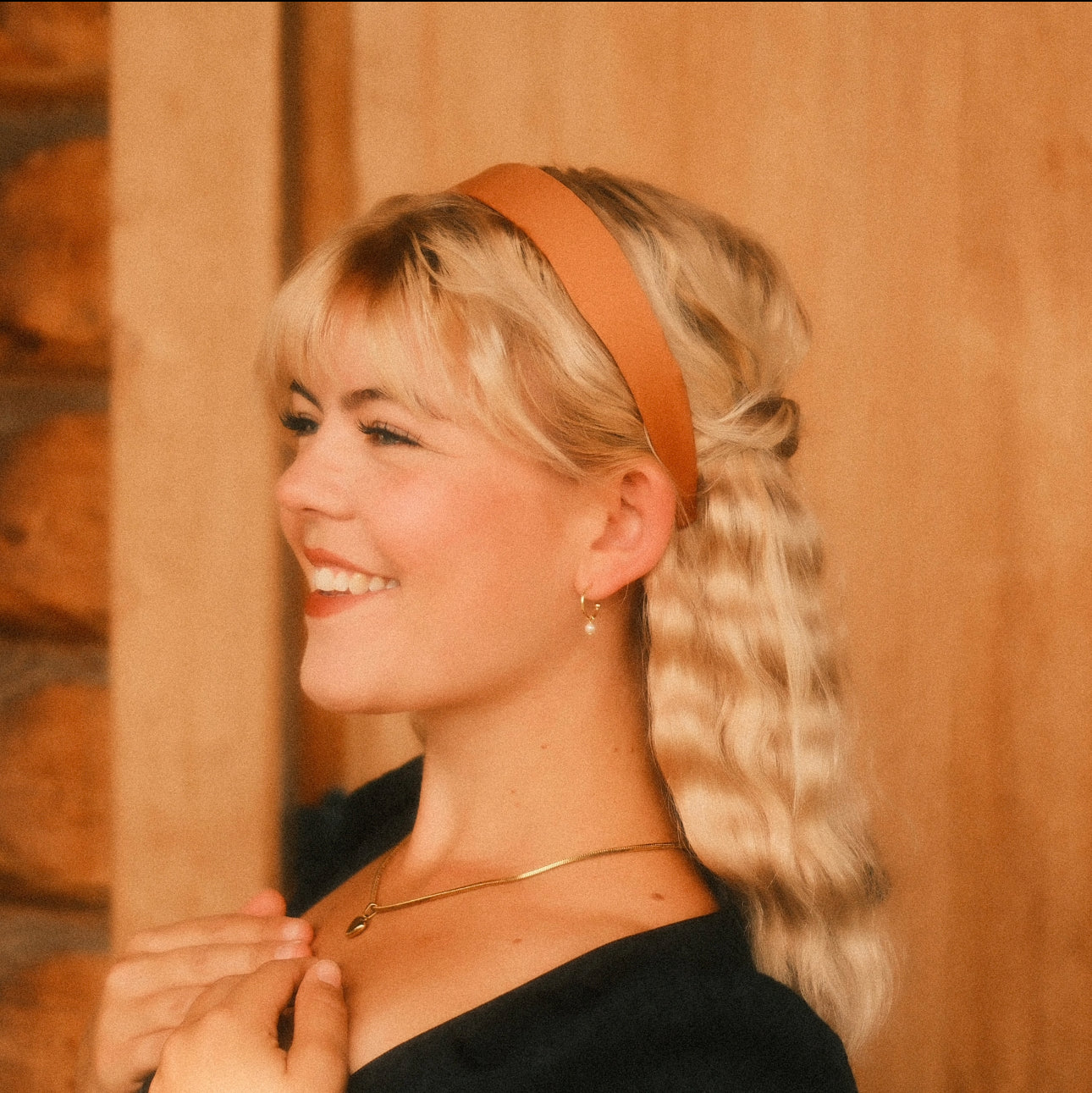 Anne Satin Golden Safran