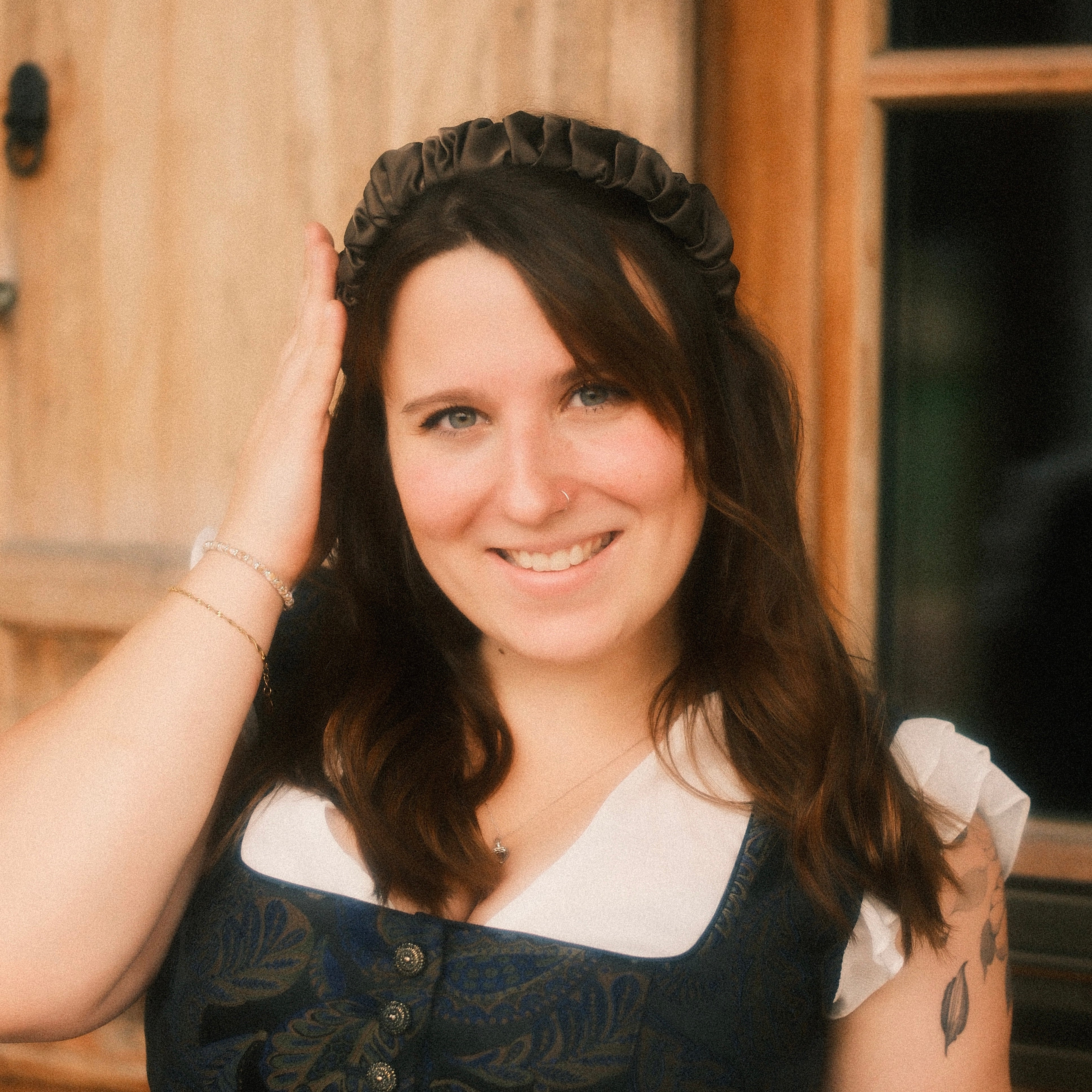 Ronja - Satin Schwarz