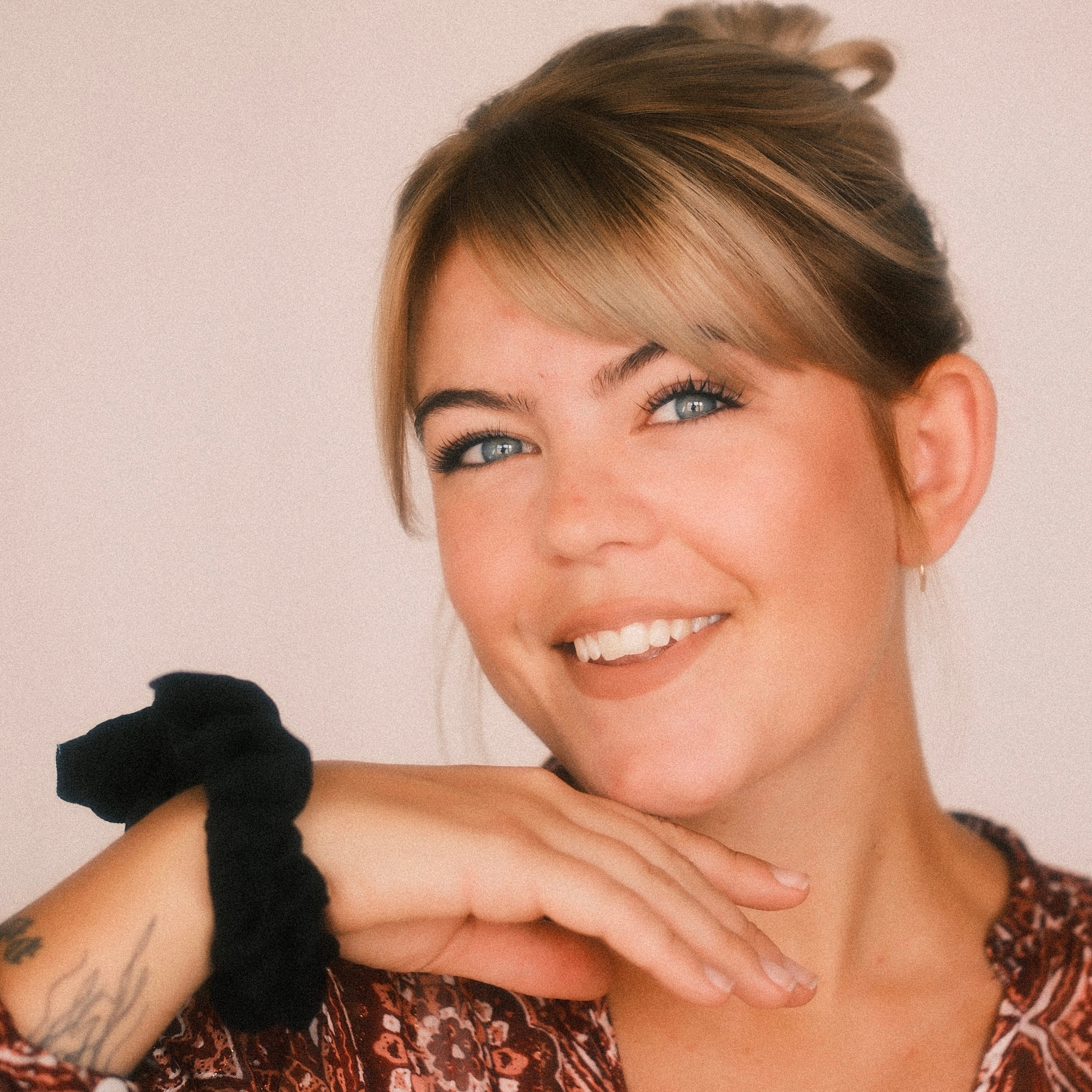 Scrunchie - Feincord Schwarz