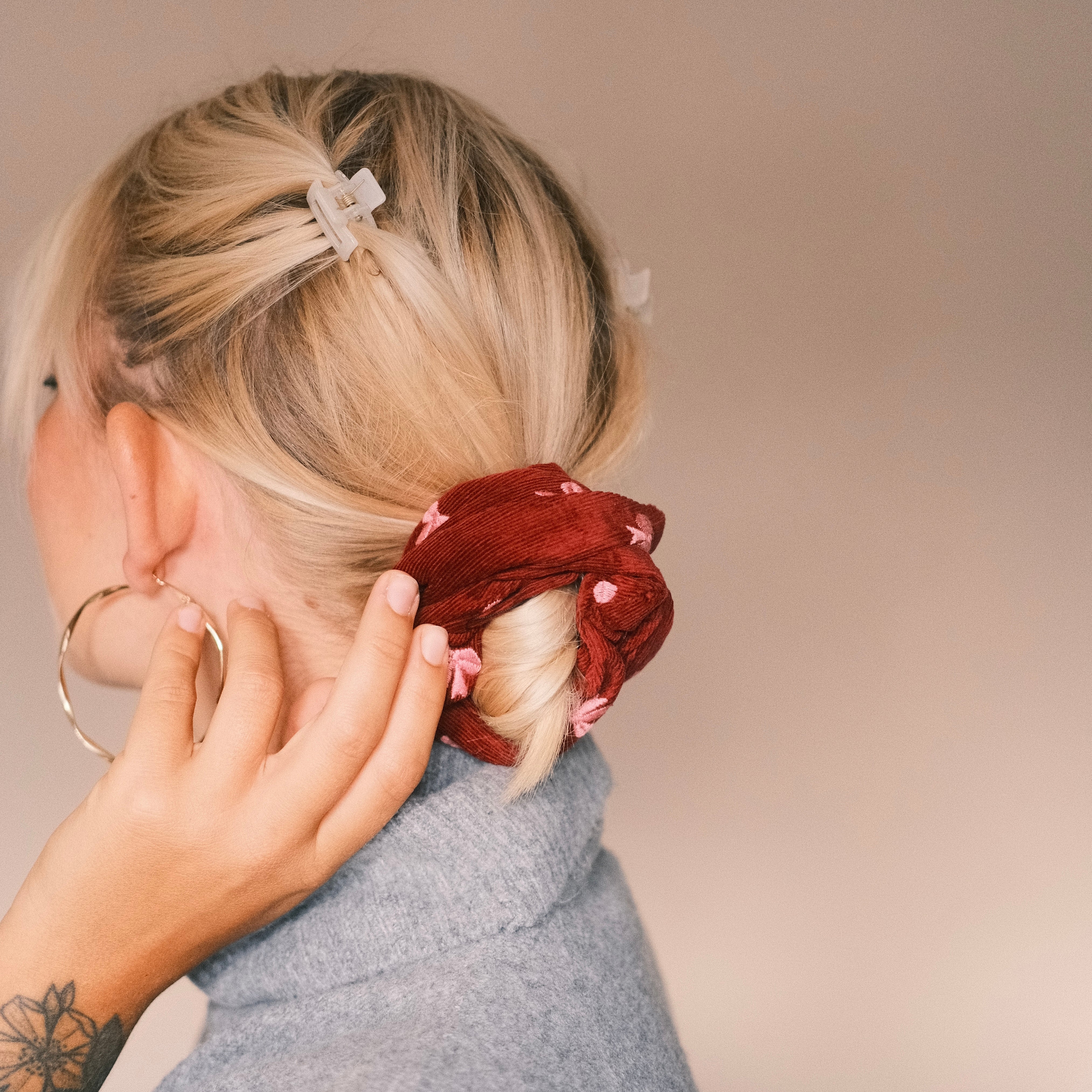 Dutti -Feincord Schleife Rot