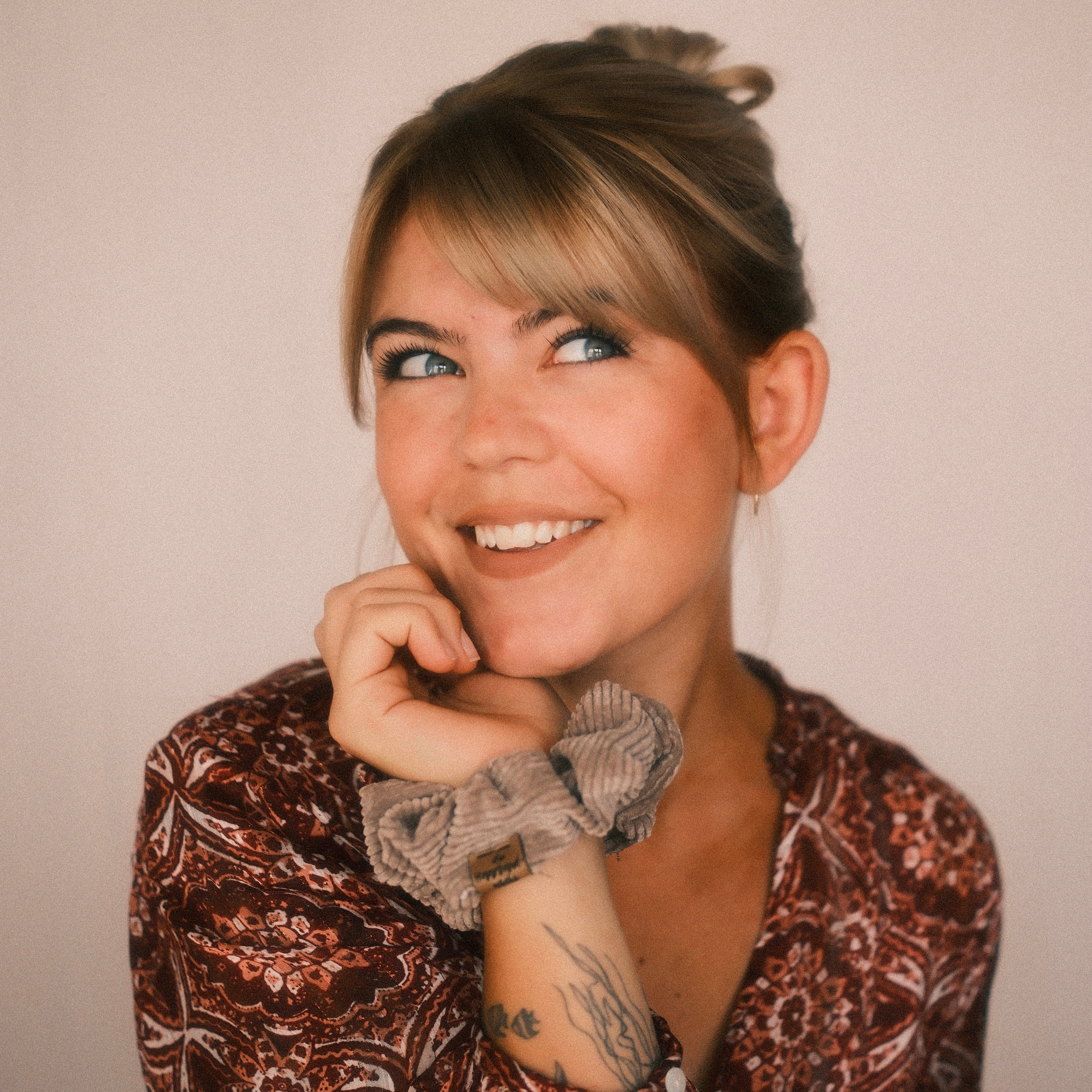 Scrunchie Cord Hellbraun