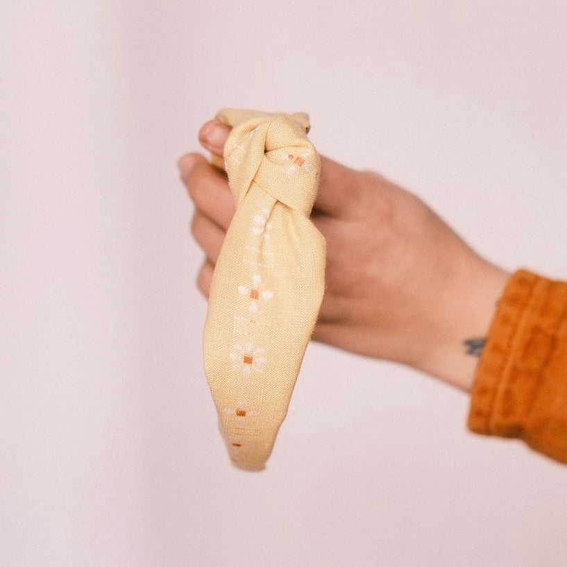 Lilly - Blümchen gelb