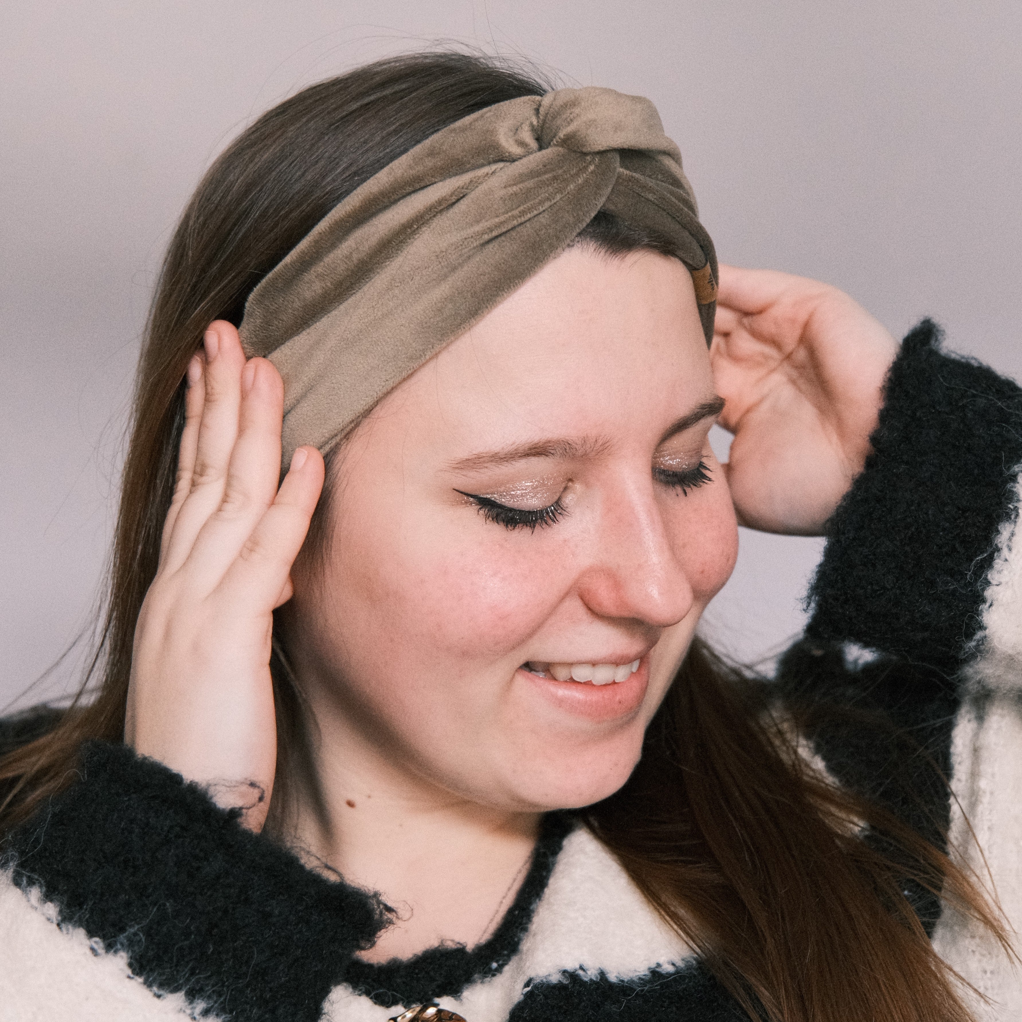 Drahthaarband - Samt Olive