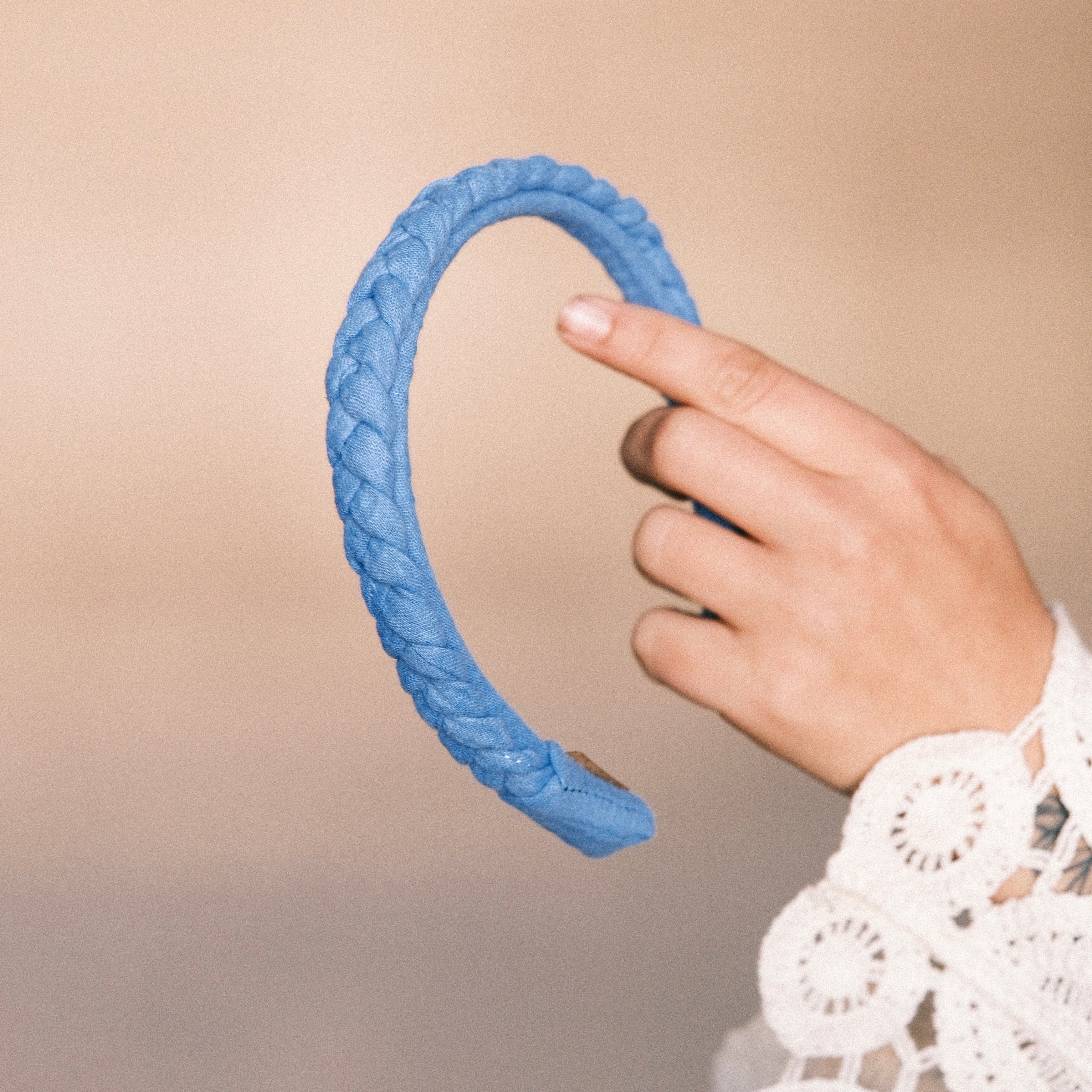 Leni - strahlendblau