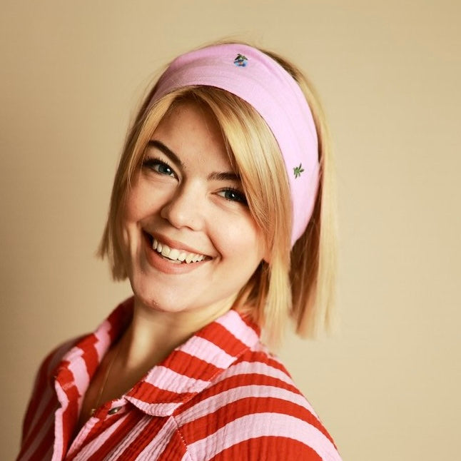 Drahthaarband Blümchen Rosa