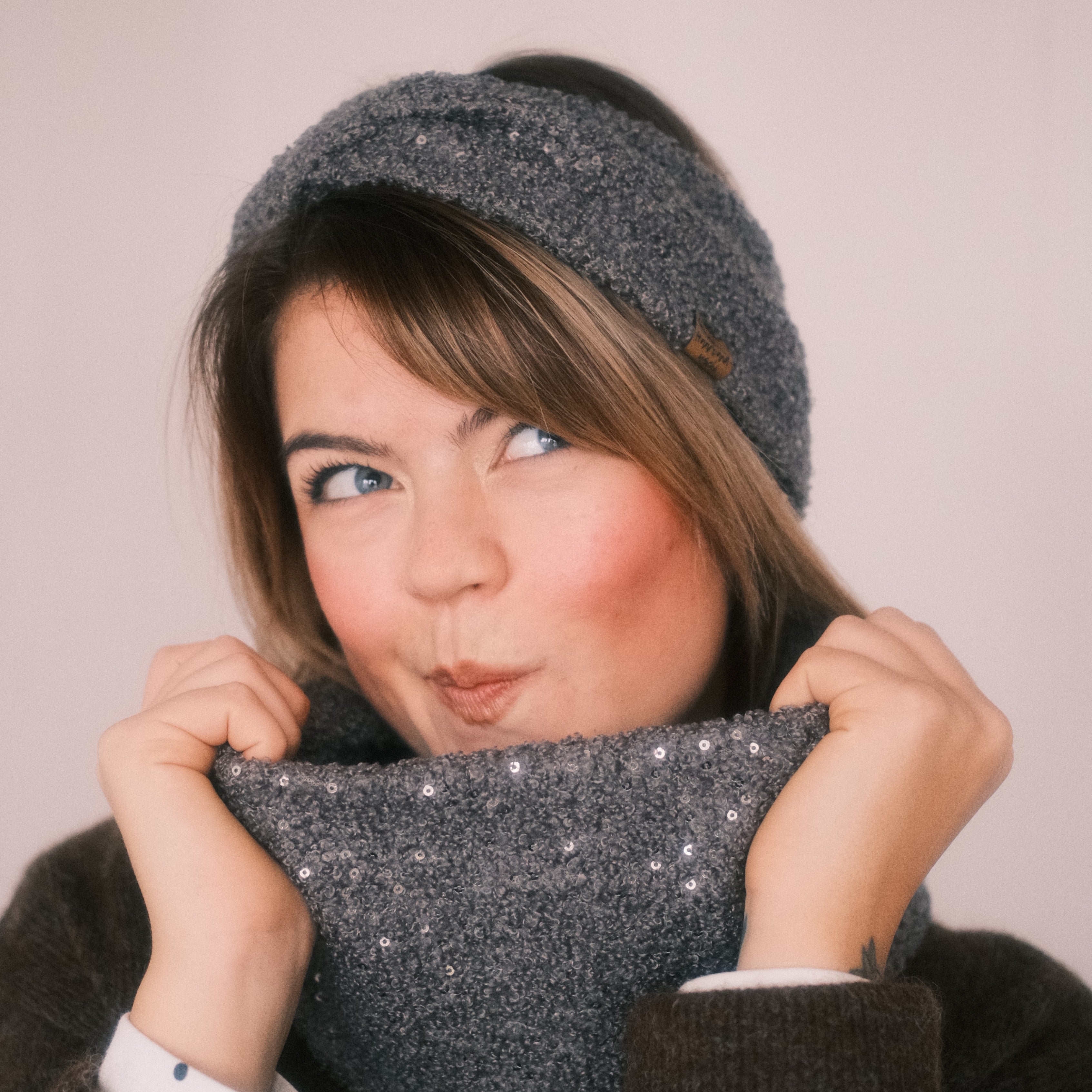 Loop - Teddy Pailletten Grau