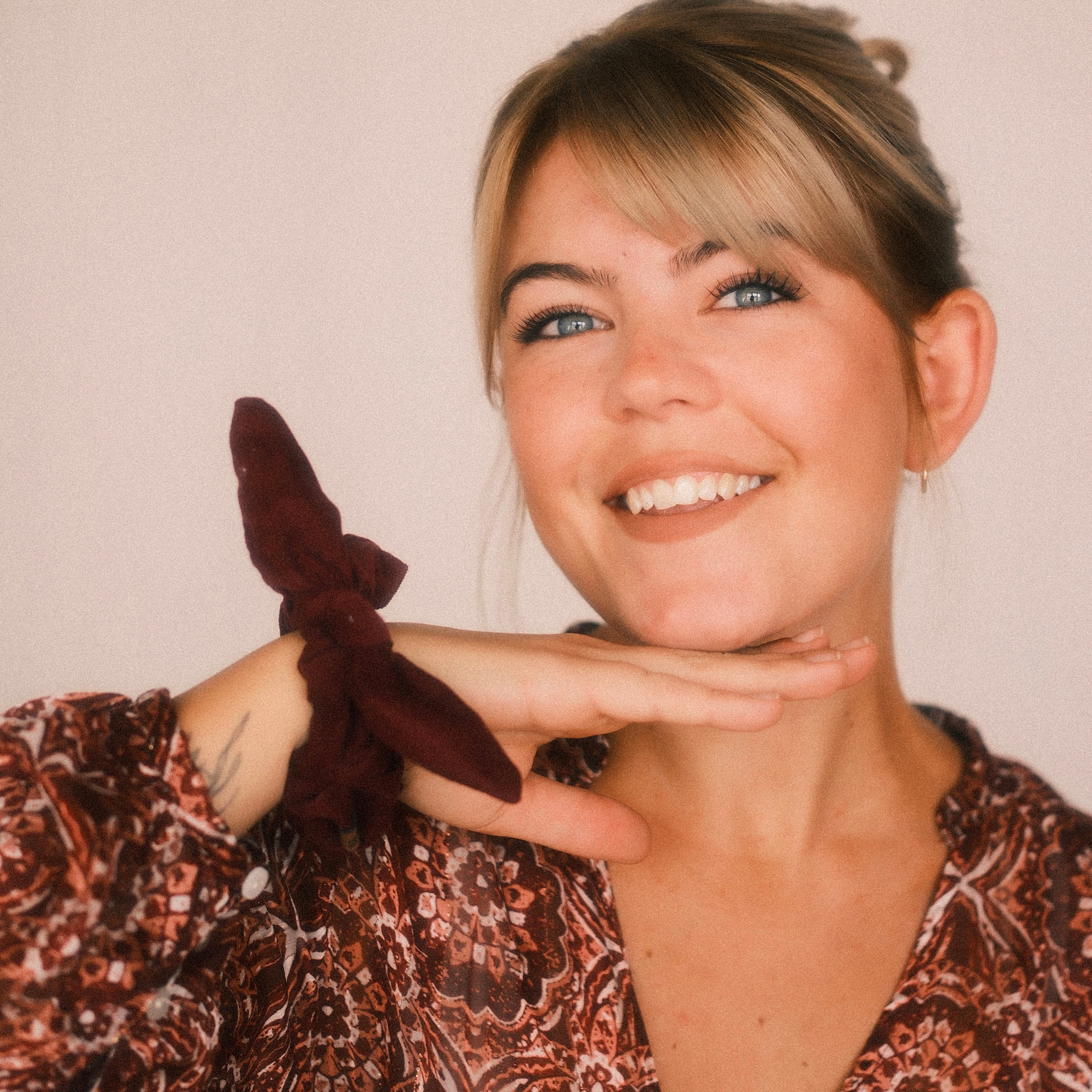 Scrunchie - Feincord Dunkelrot