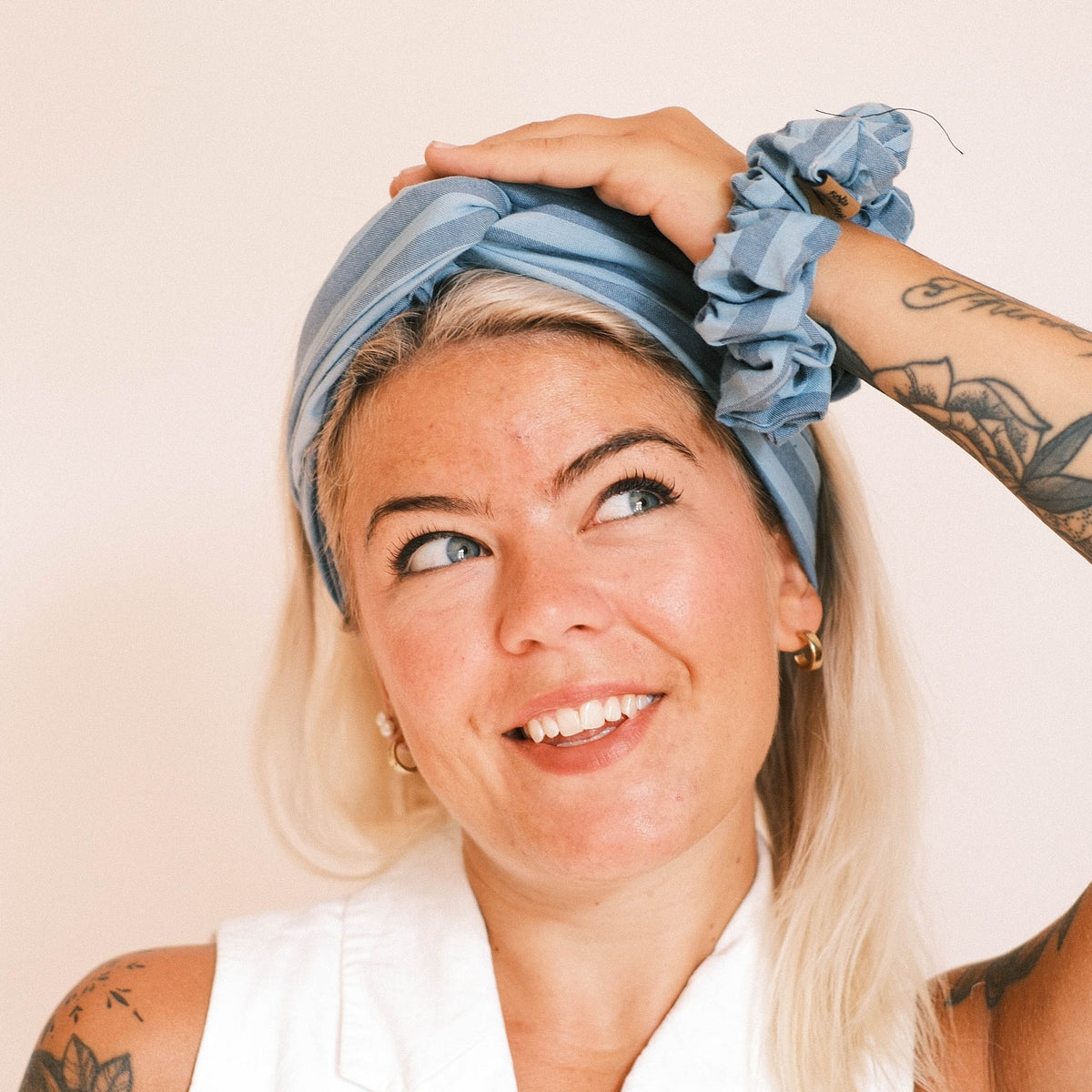 Scrunchie – Blaustreifen