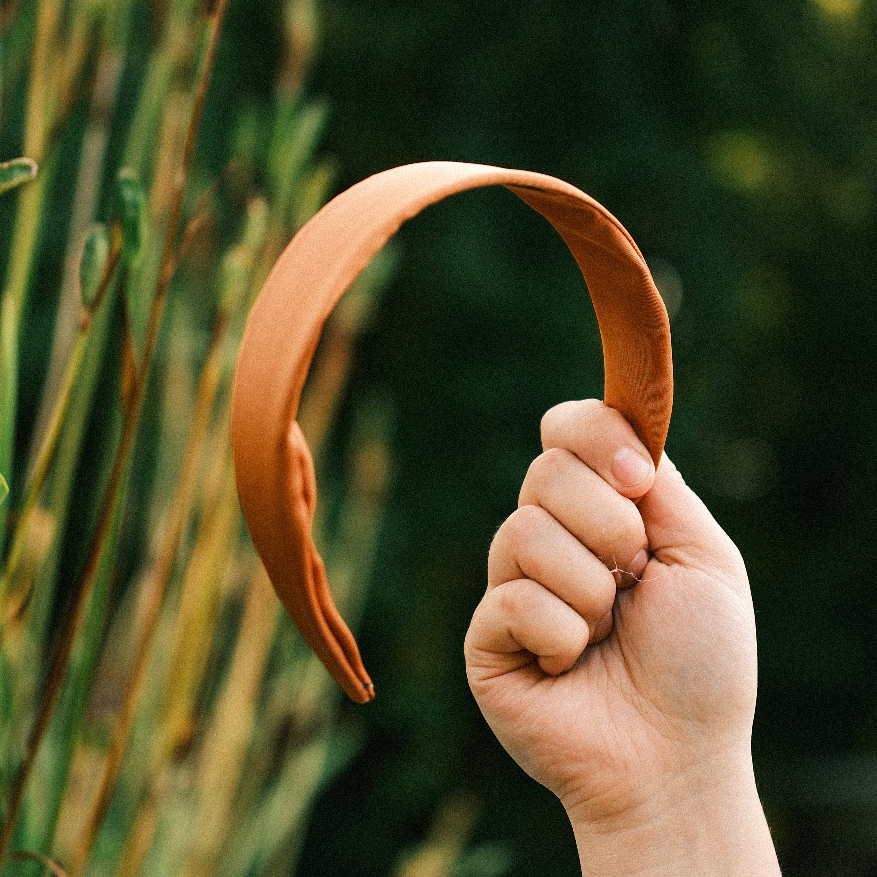 Anne Satin Golden Safran