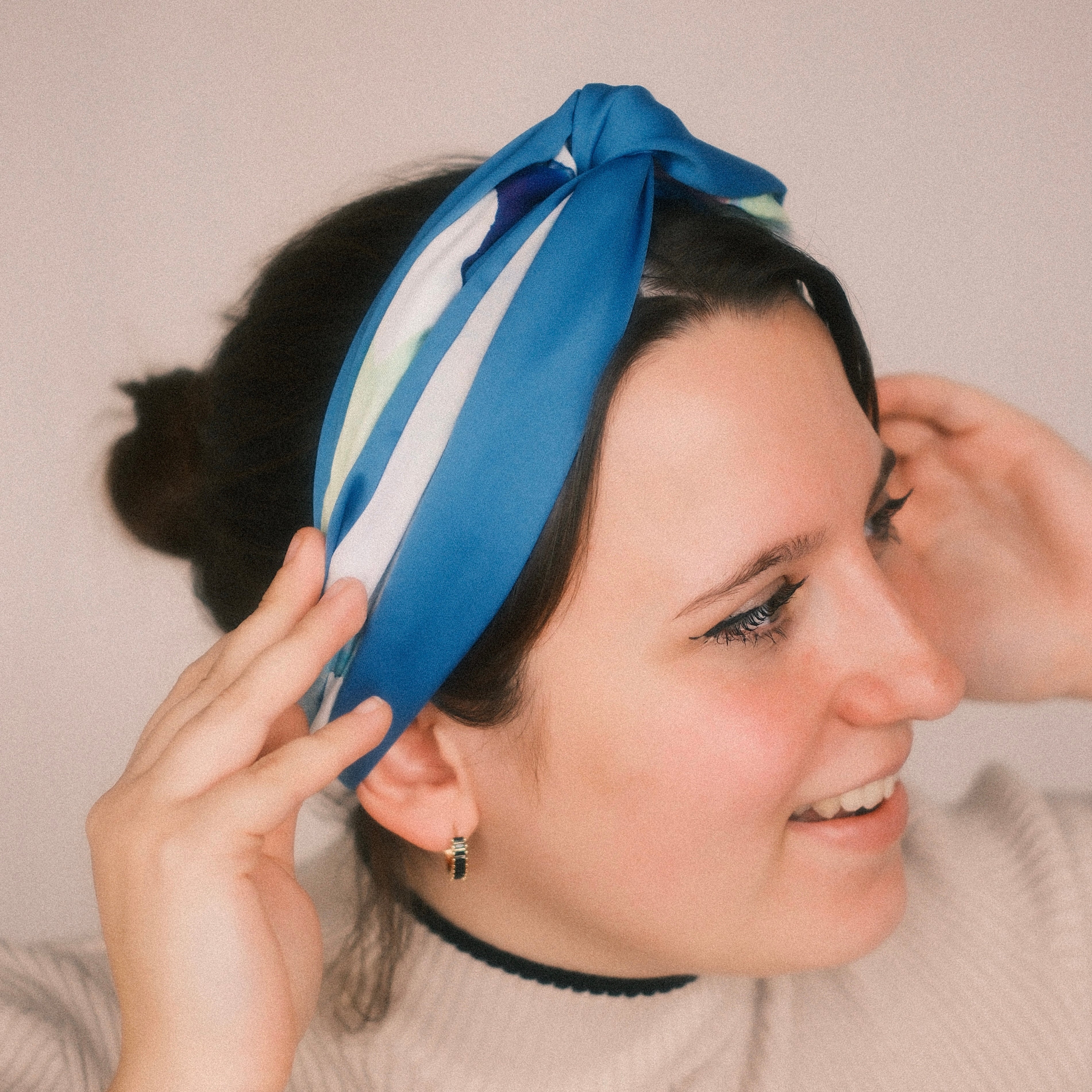 Drahthaarband 2 Seiten - Mittelblau/Batik