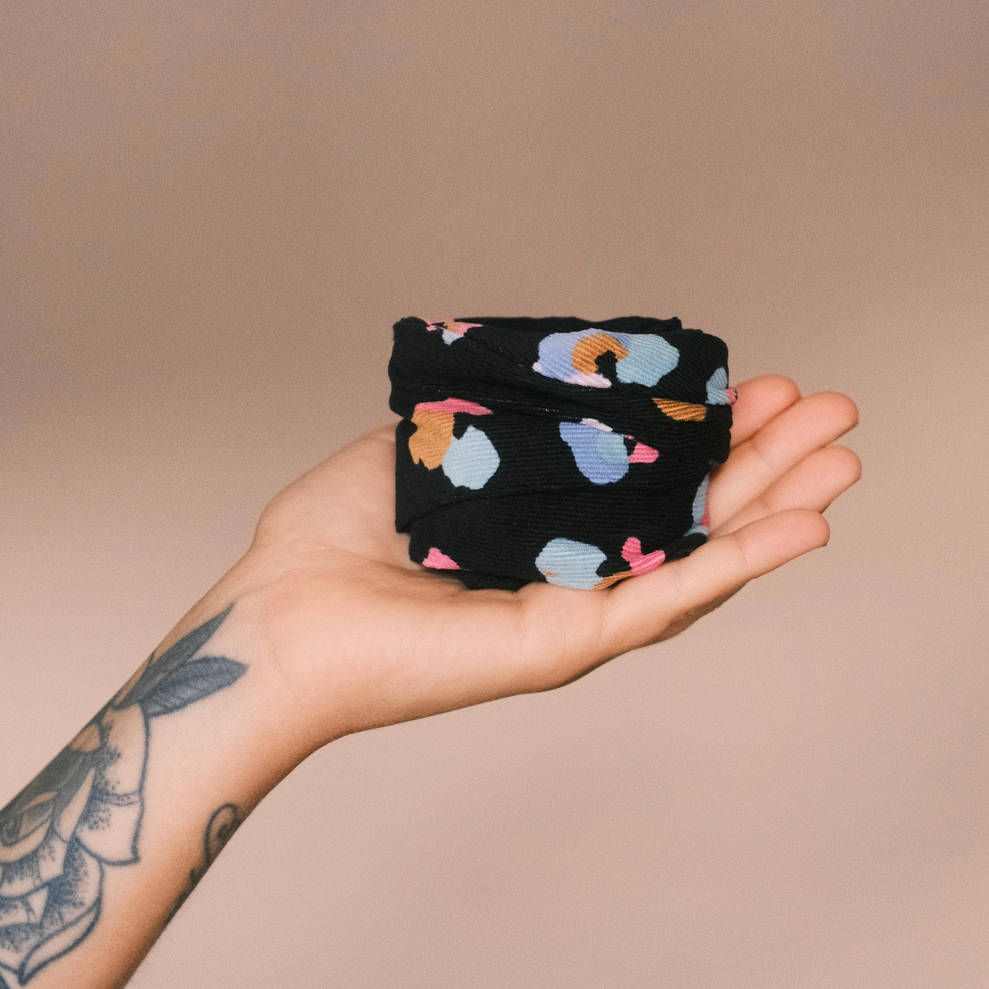 Drahthaarband - Cord Bunte Tupfen Schwarz