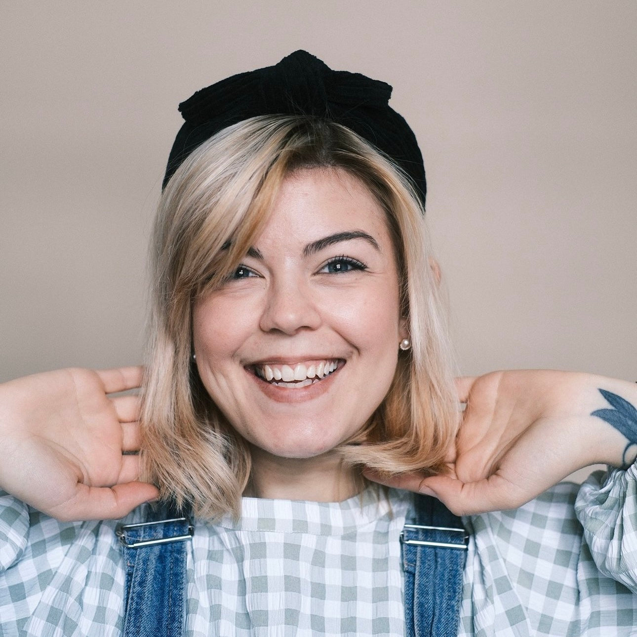 Heidi 4 in 1 Schwarz Haarreif Schleife