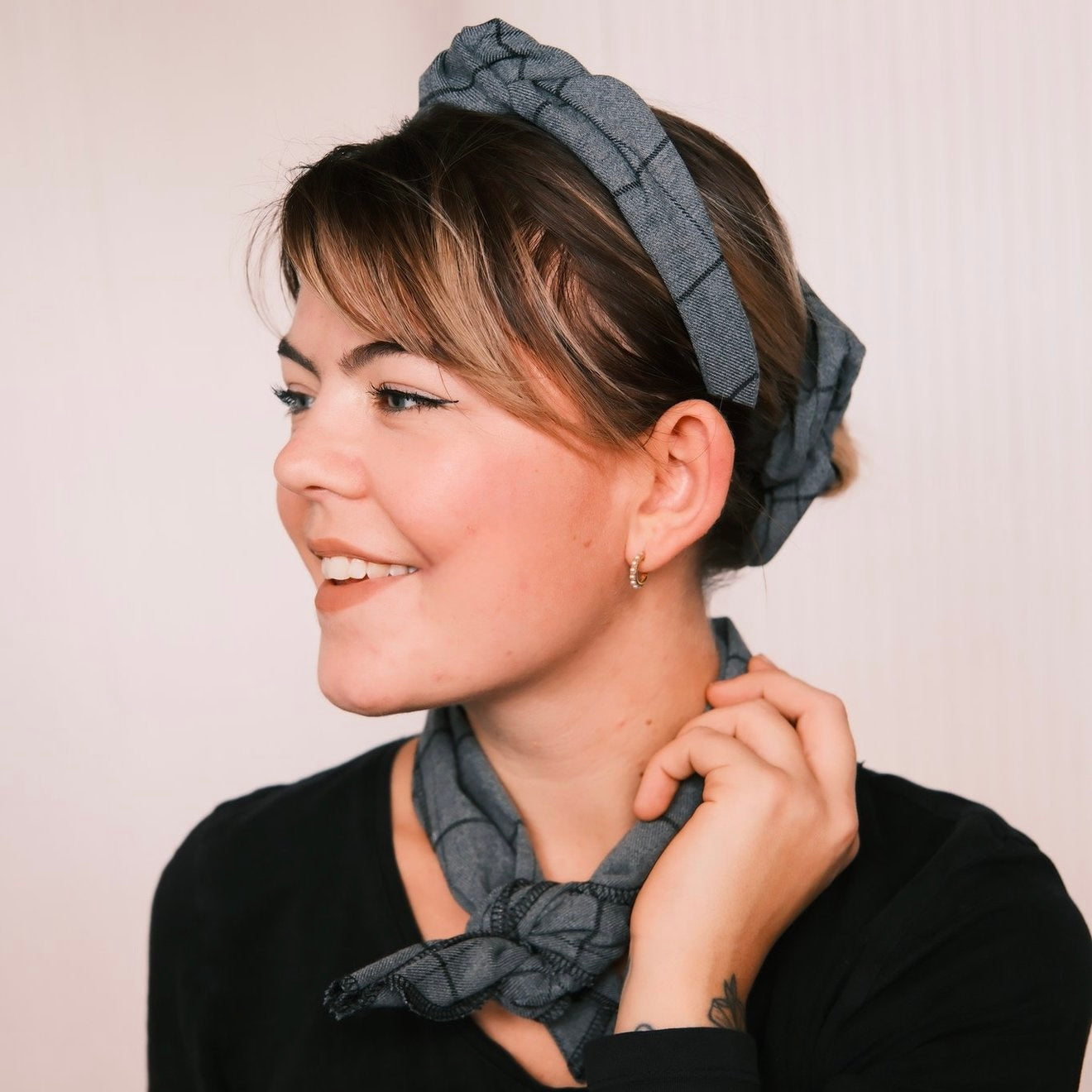 Mikro Schal - grau/schwarz XOXO