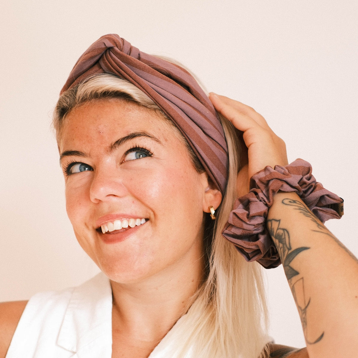 Scrunchie – Lilastreifen