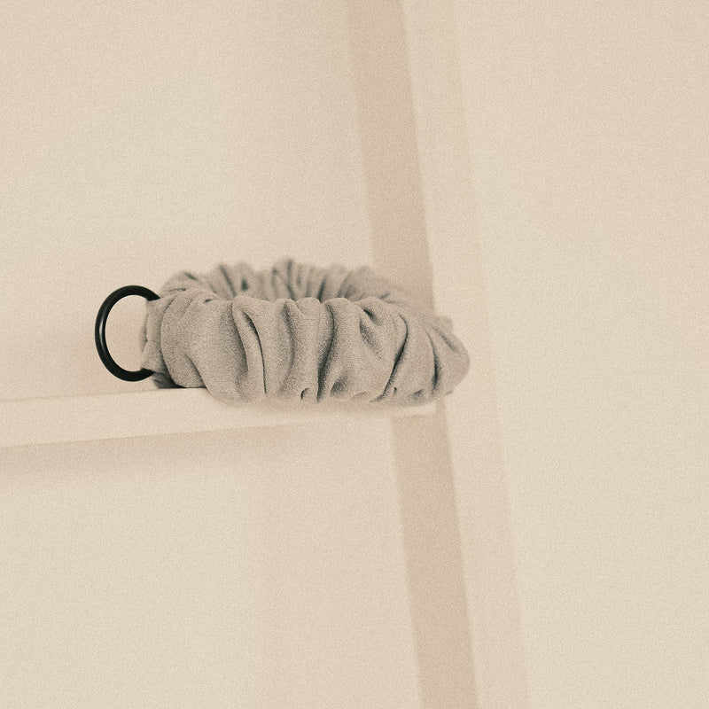 Handyscrunchie – Veganes Wildleder Grau