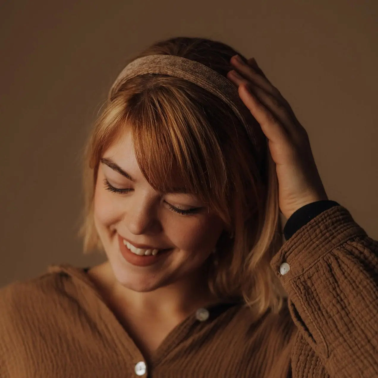 Anna hellbraun Cord Haarreif