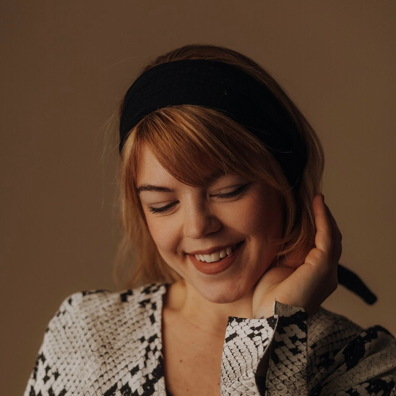 Drahthaarband Musselin schwarz