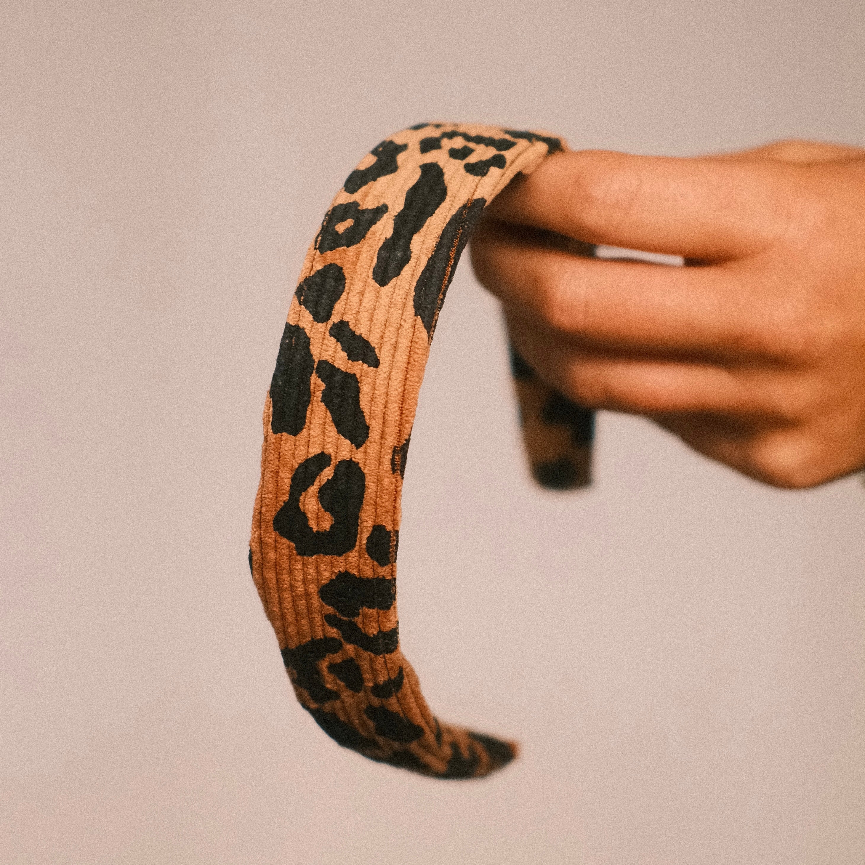 Anne - Cord Leo Camel