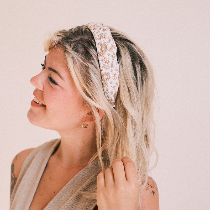 Fritzi - Vintage Paisley Weiß