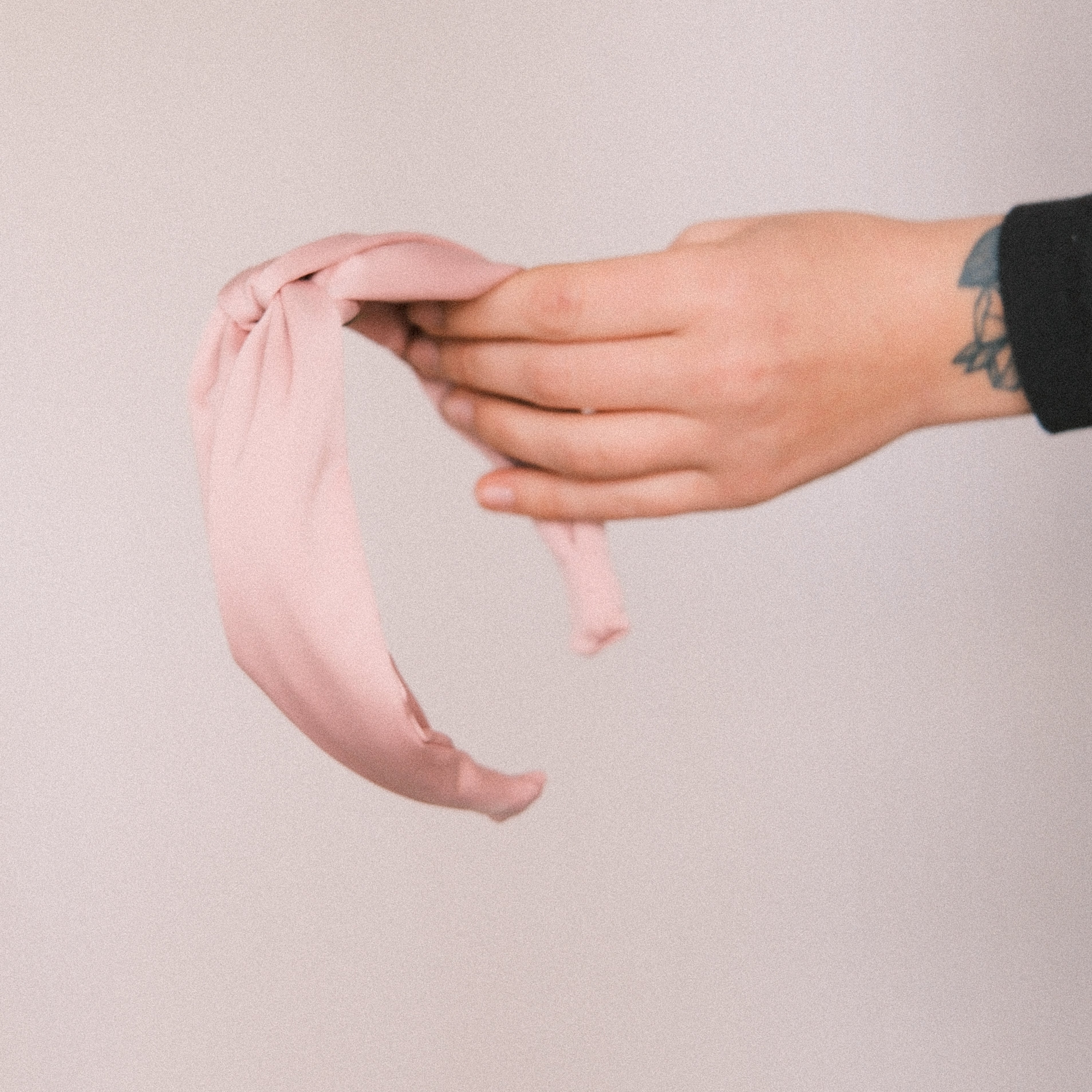Viky - Satin zart Rosa