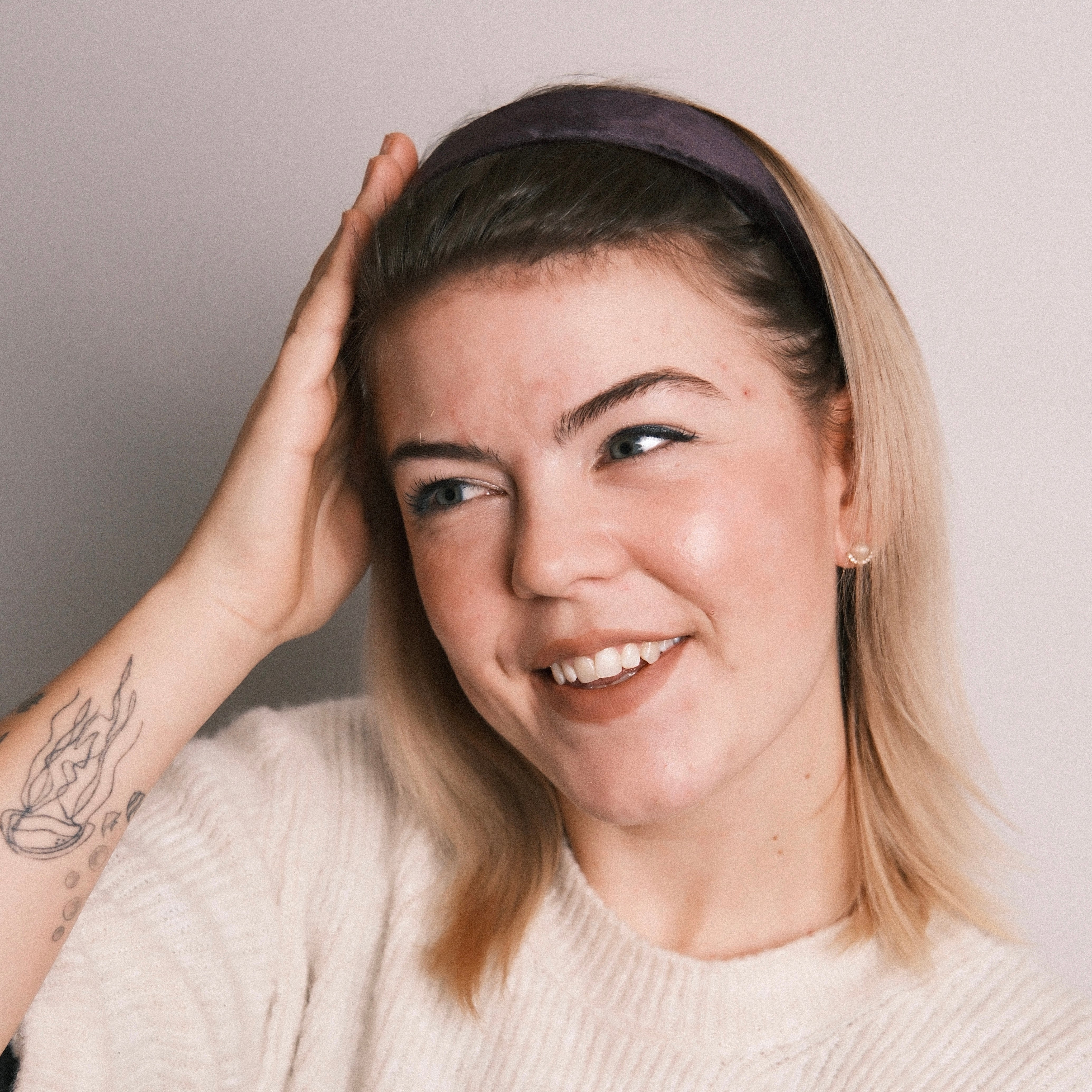 Anne - Samt Aubergine