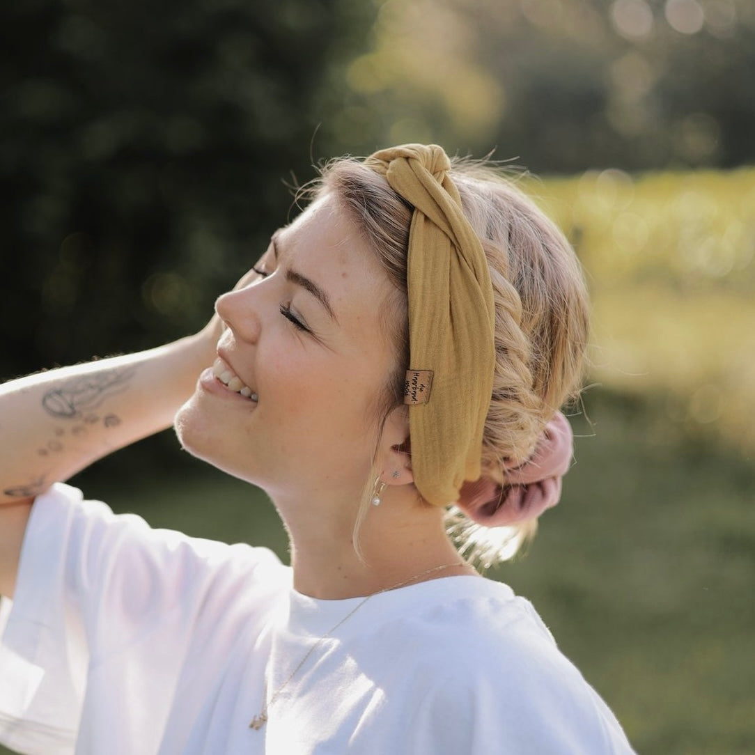 Drahthaarband Musselin Senfgelb