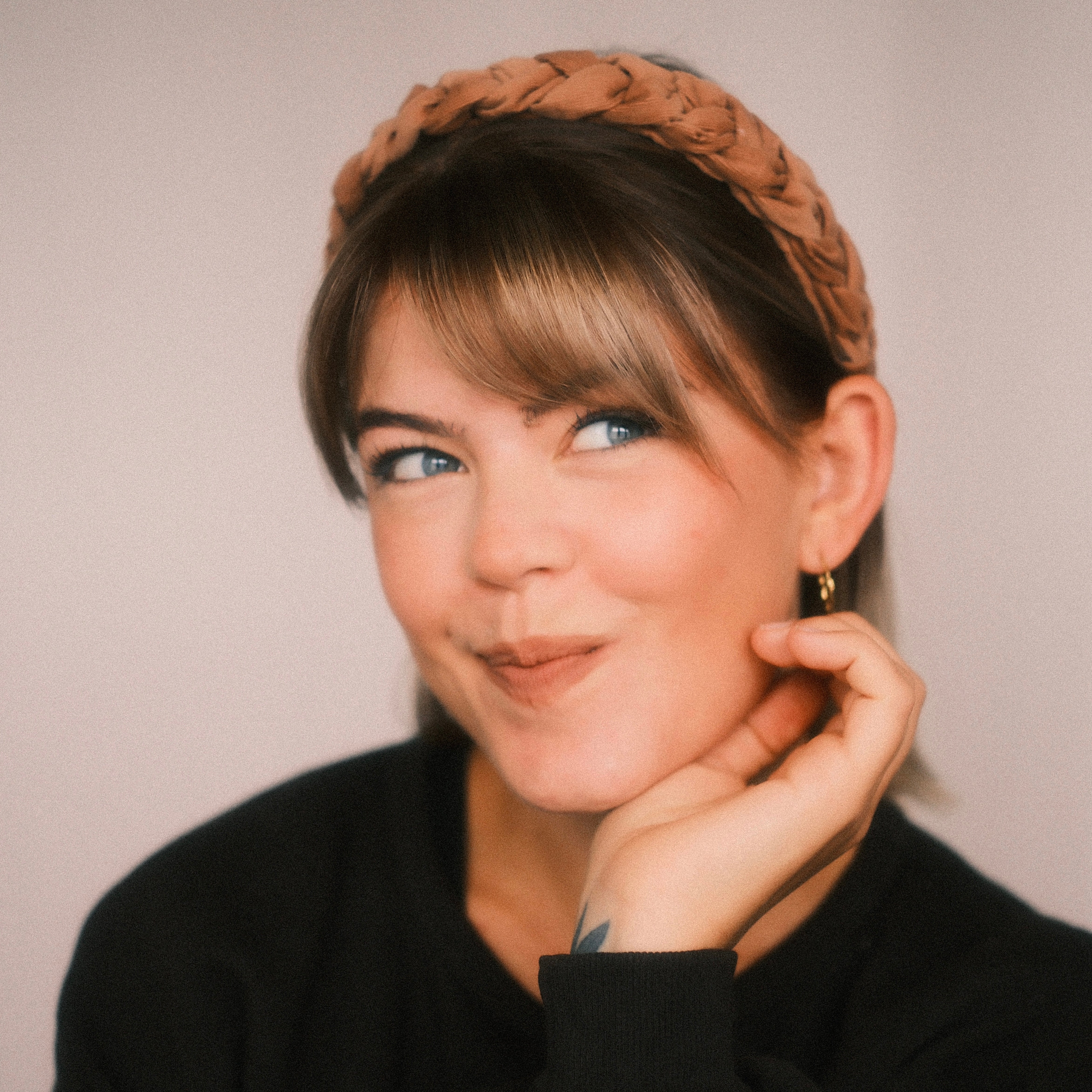 Hedda - Feincord Camel