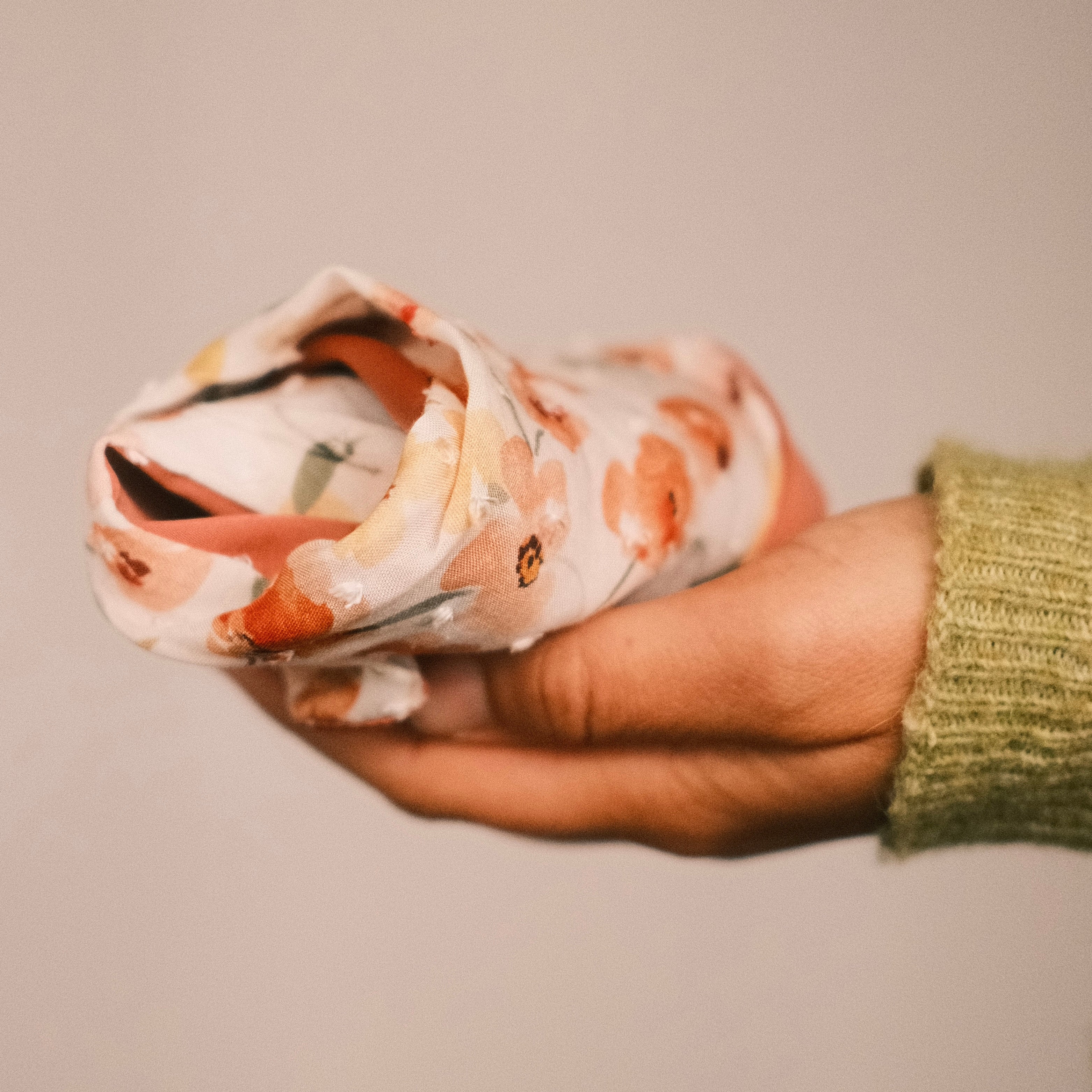 Drahthaarband 2 Seiten - Blumen/kupferpfirsich