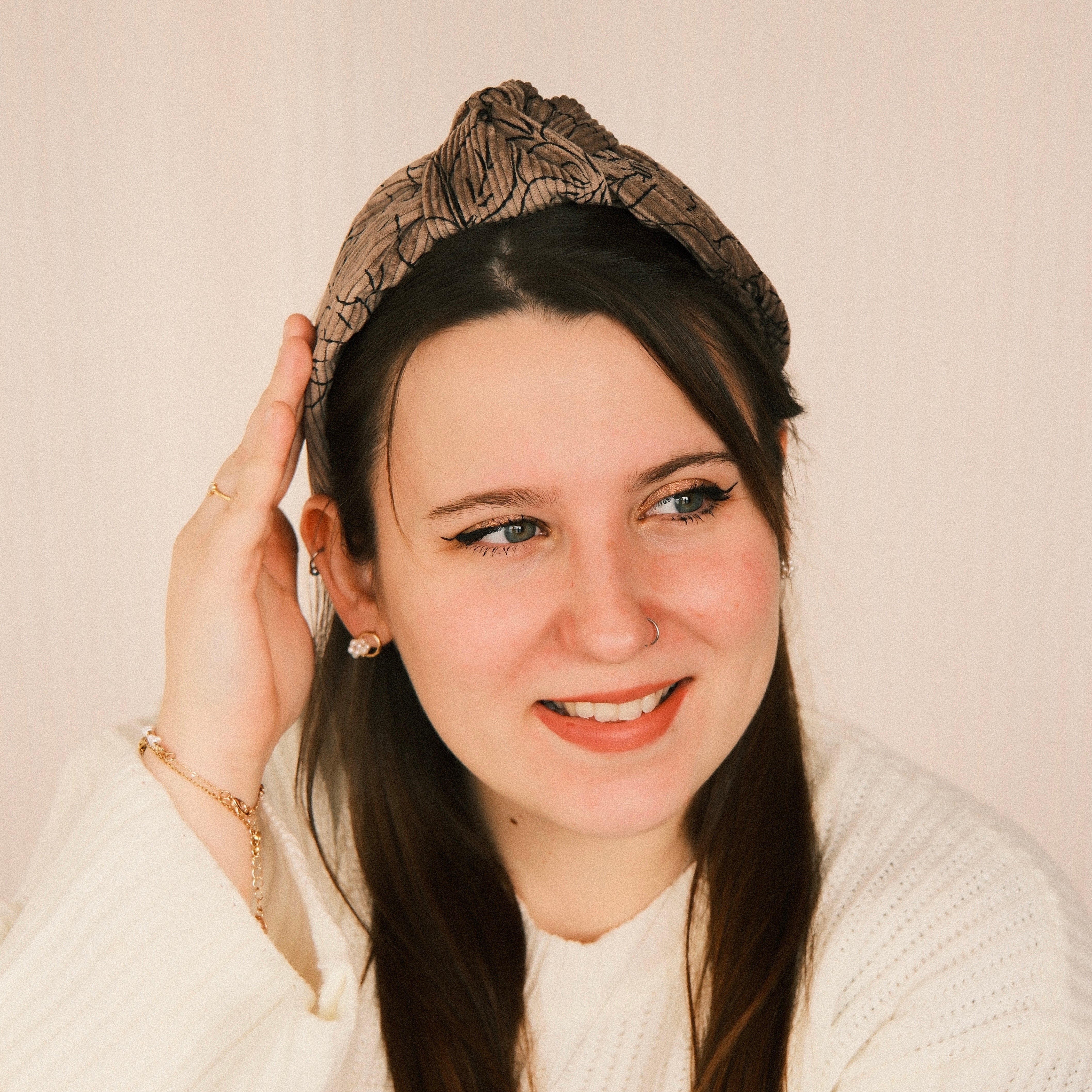 Leyla - Cord Blume Taupe