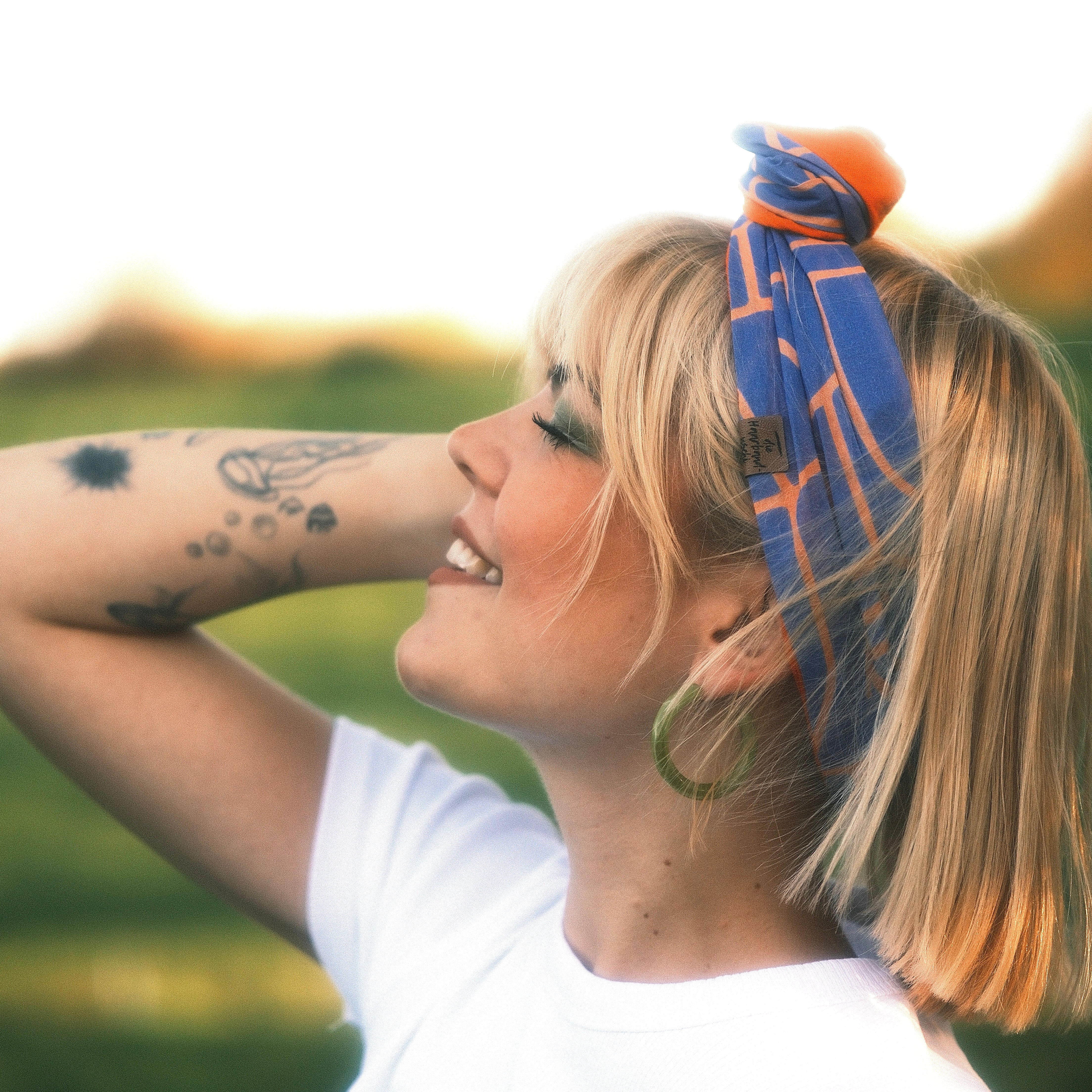 Drahthaarband breit 2 Seiten Neon Blau/Orange