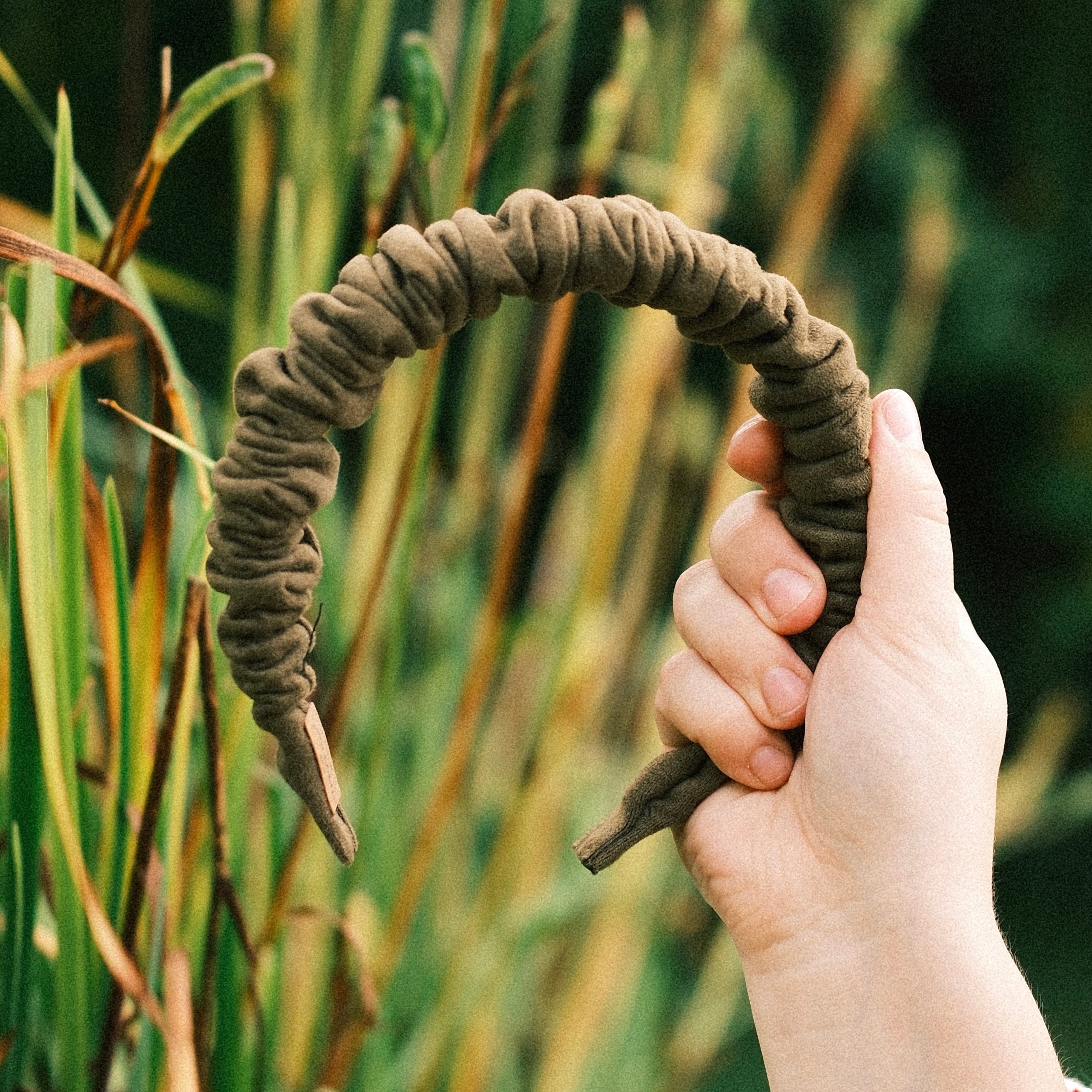 Hilde - Dirndl Grün Haarreif gerafft