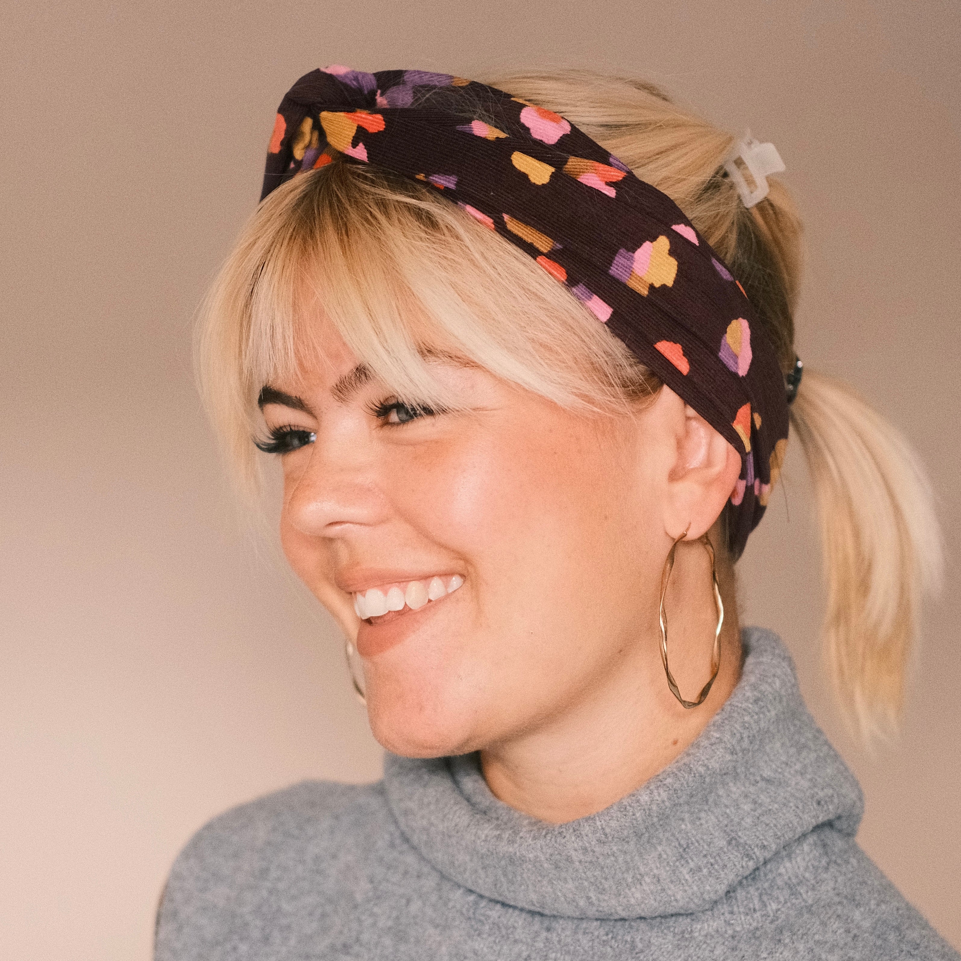 Drahthaarband - Cord Bunte Tupfen