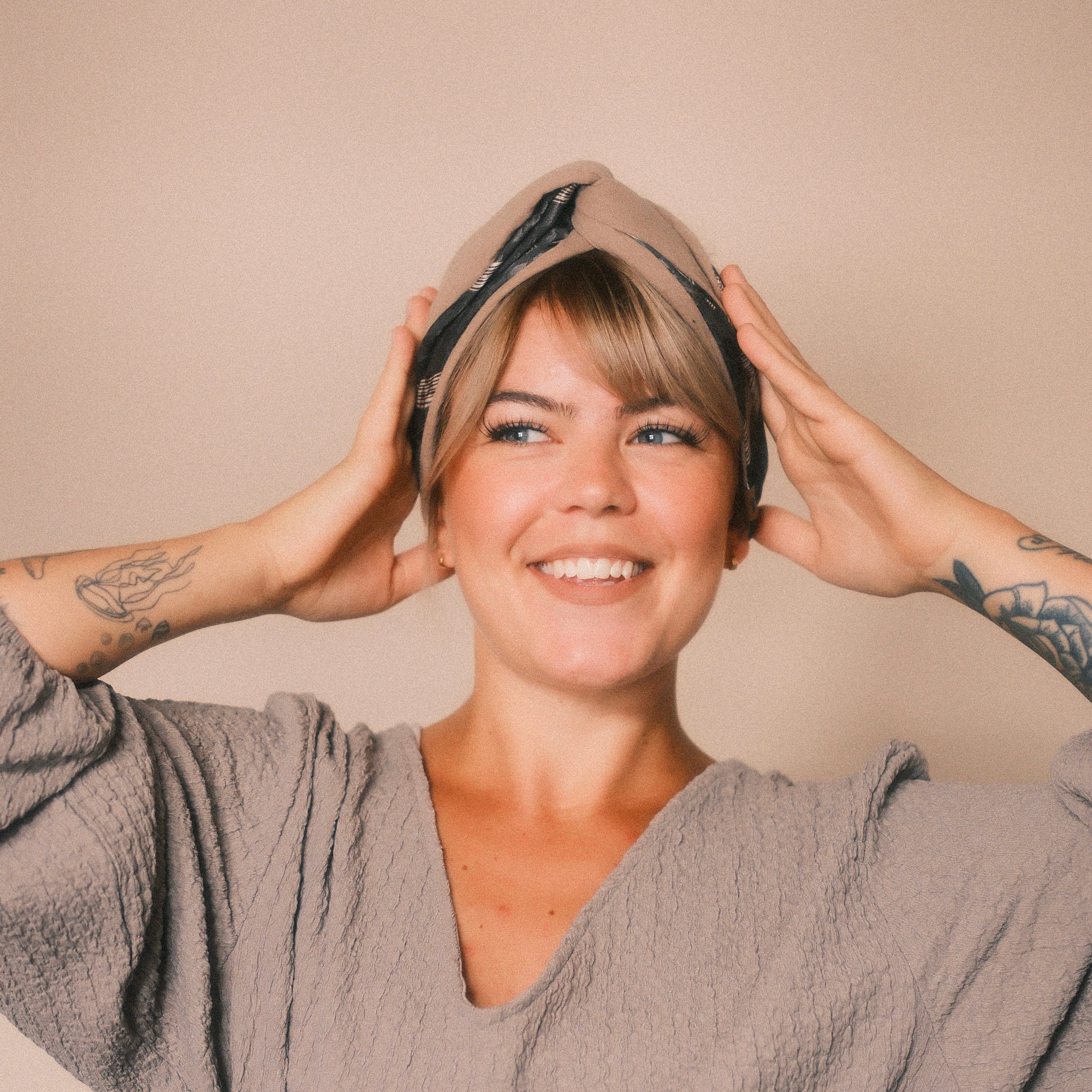 Drahthaarband 2 Seiten - Leo Grau