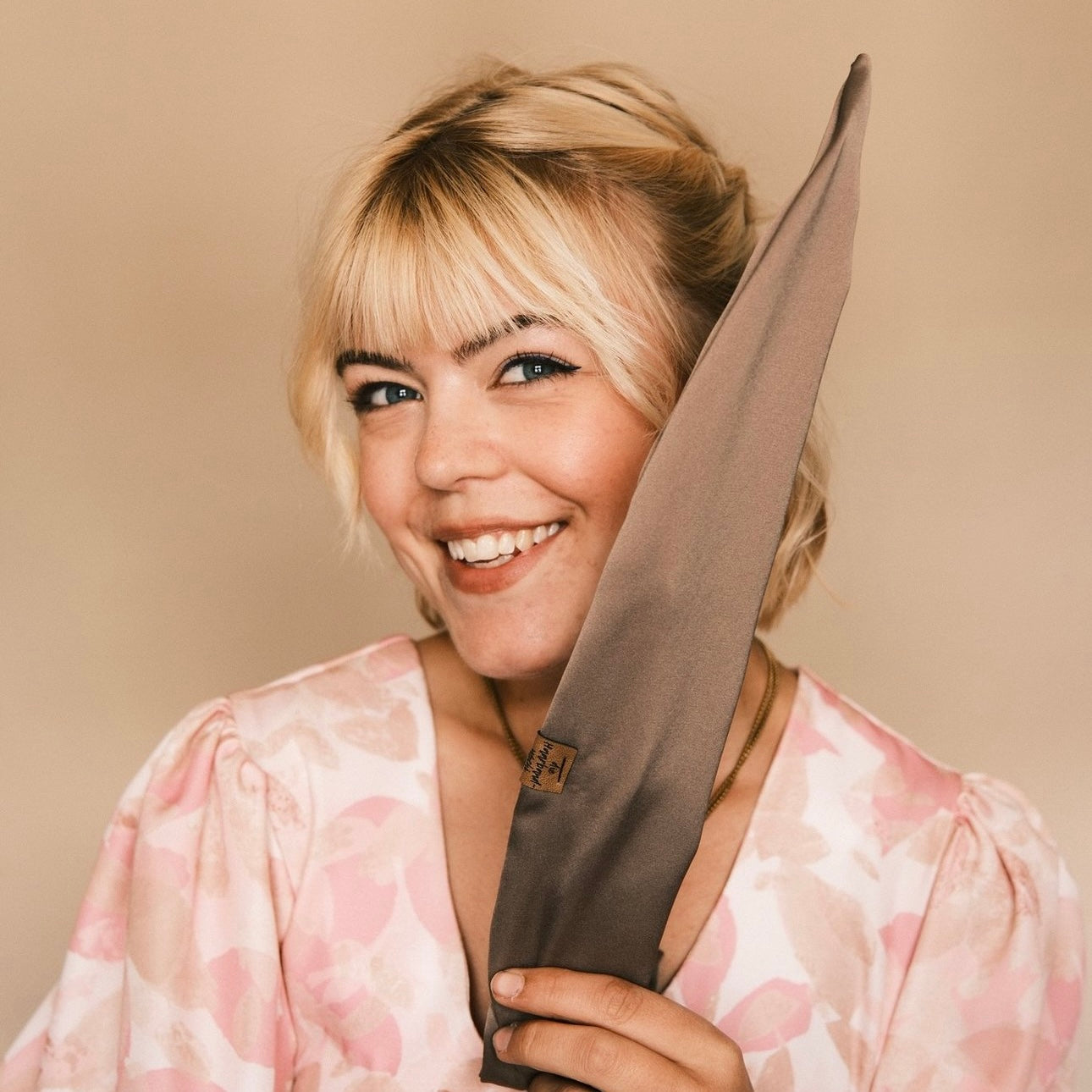 Drahthaarband Satin Braun