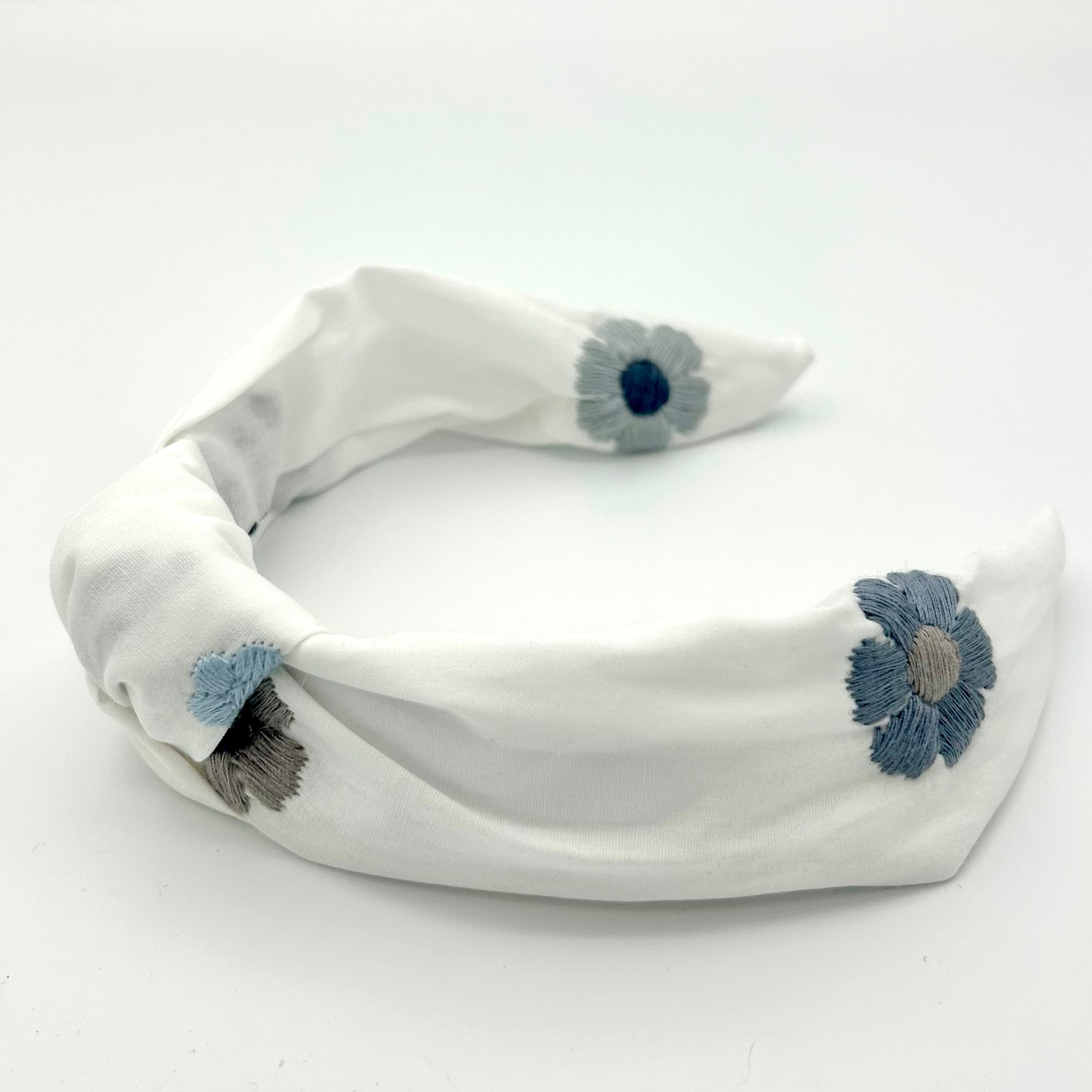 Katharina - große blaue Blumen