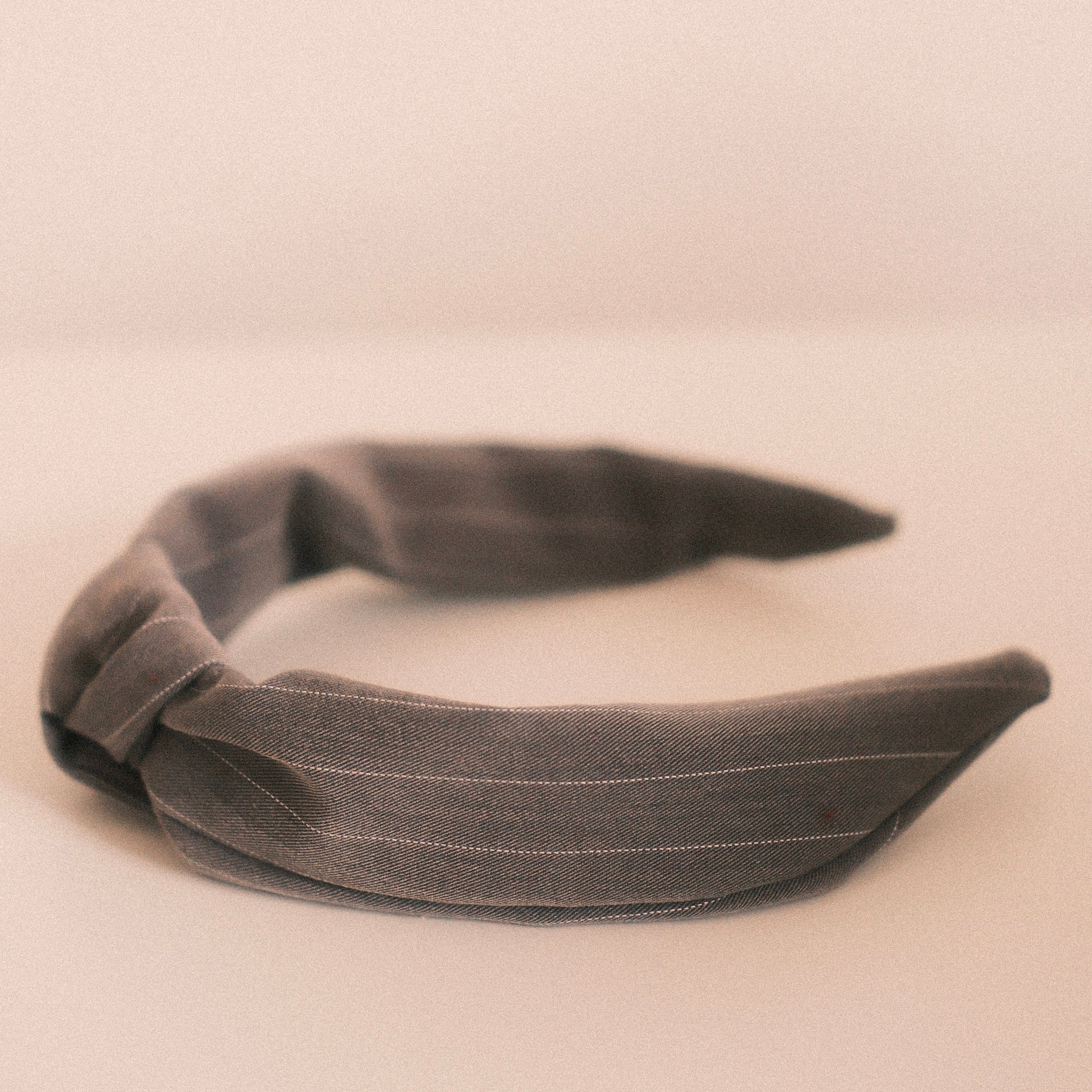 Katharina - Nadelstreifen Grau