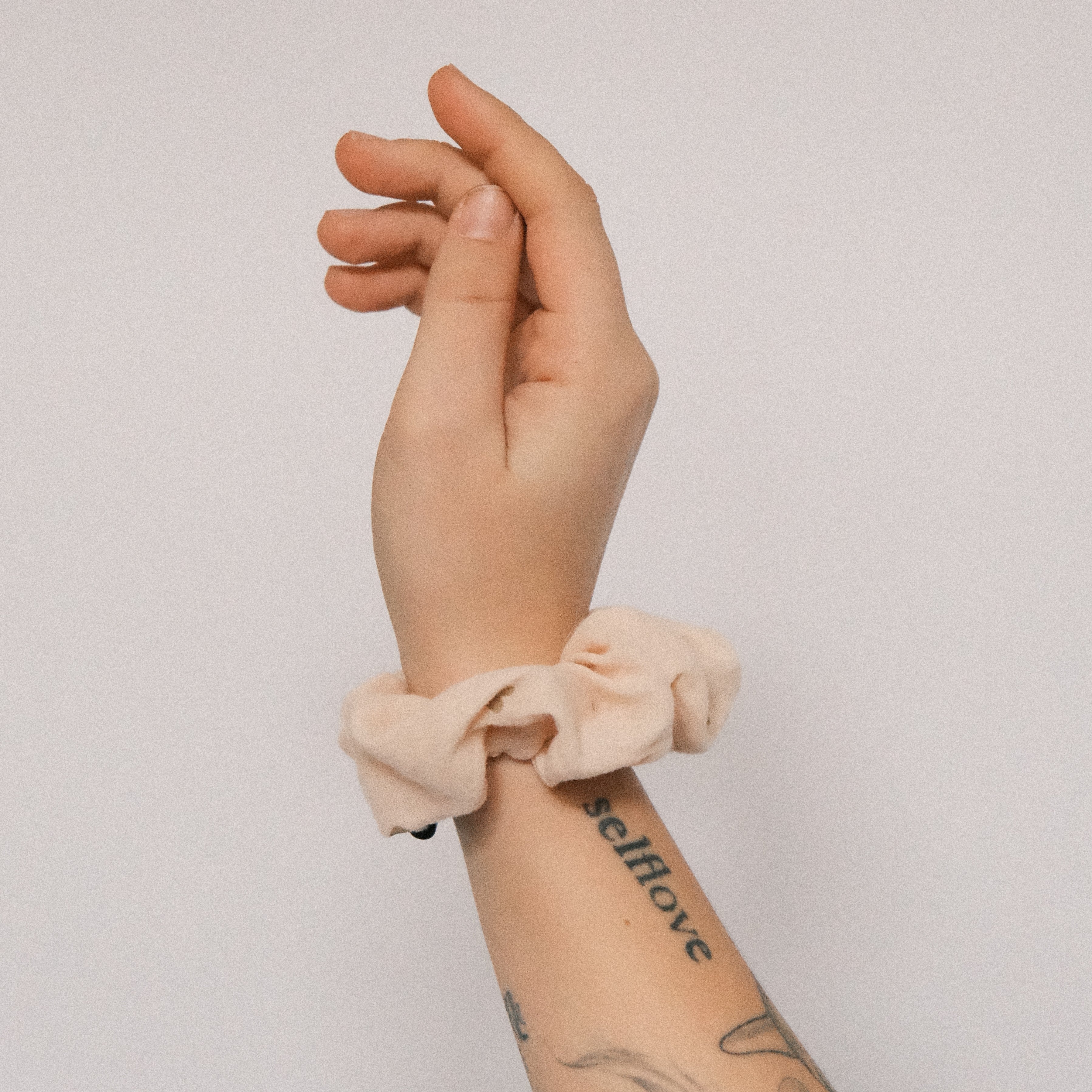Scrunchie - Herzi Creme